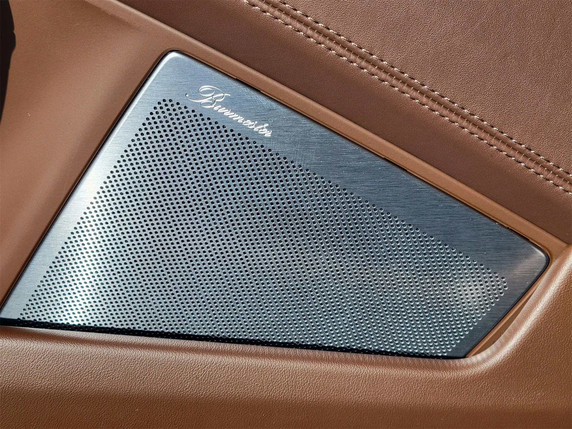 mph022_1255061338_6c9fe32f3884d7b33ecdb15925f587df_8d81d711b8