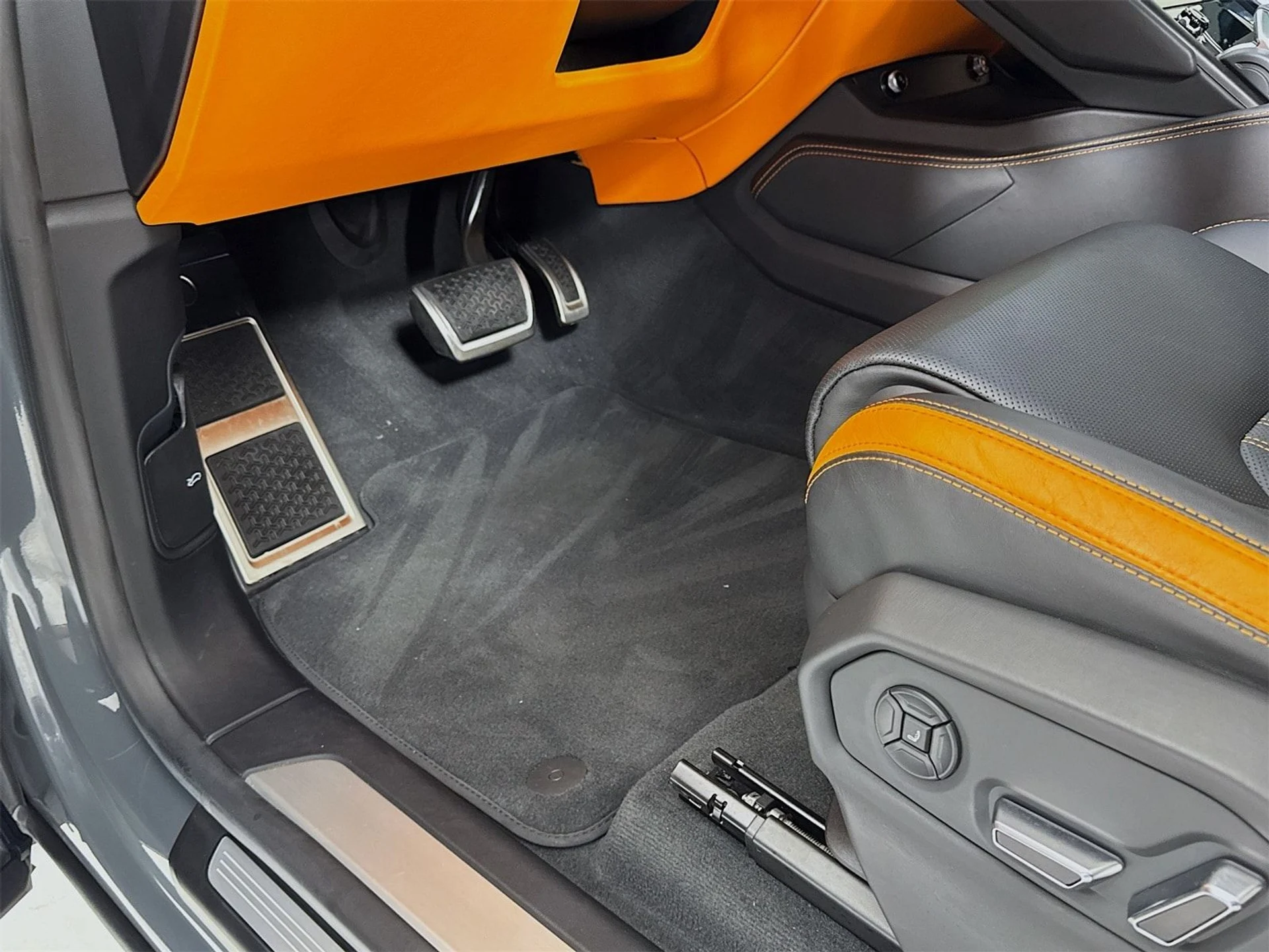 mph022_1255259730_7c6be2b8bb9bdf40998f1cadea8a4365x_cdf0db48cf