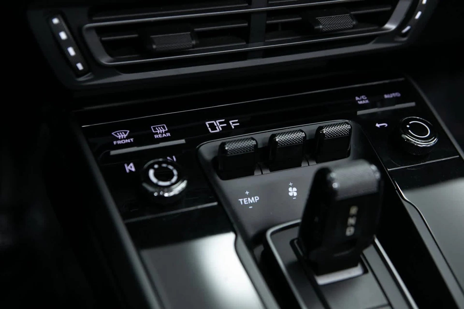 mph022_1260154354_95a39c63868bfba194f7292bc279a66ex_2a2786e9fe