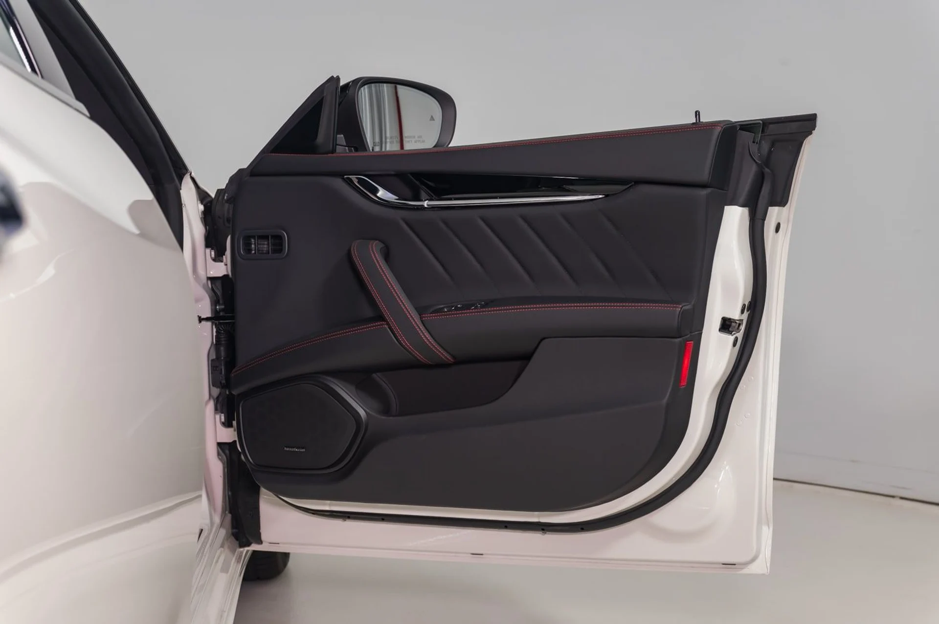 mph022_1260242200_cd632e953bce4f3f8a4b956a8c20c7f1_564828cff3