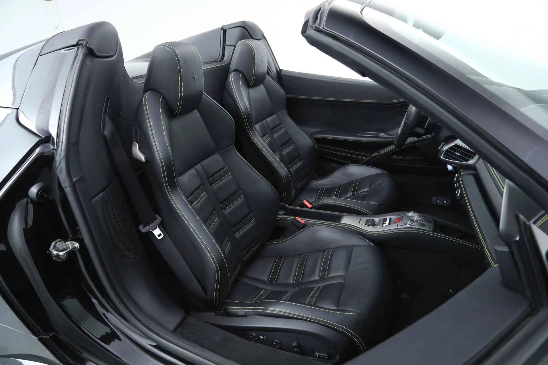 mph022_1270655320_e56991cf95bef41be8f1cb0ed4ec7645_fec1e2175e