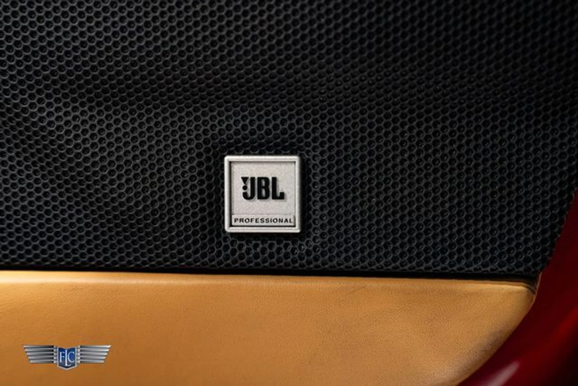 mph022_127336441_used_2011_ferrari_458_italia_2drcoupe_9689_23088468_27_640_b961b89479