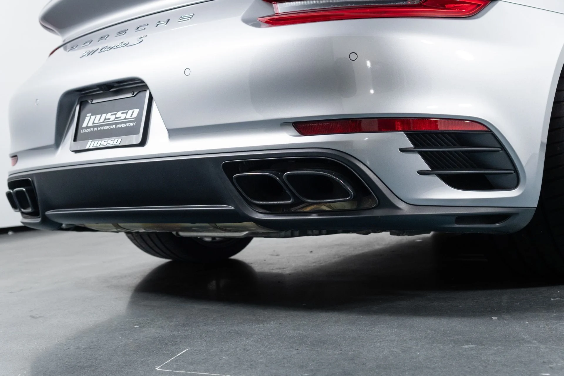 mph022_1276248157_Used_2019_Porsche_911_Turbo_S_1782003484_bd4350b367