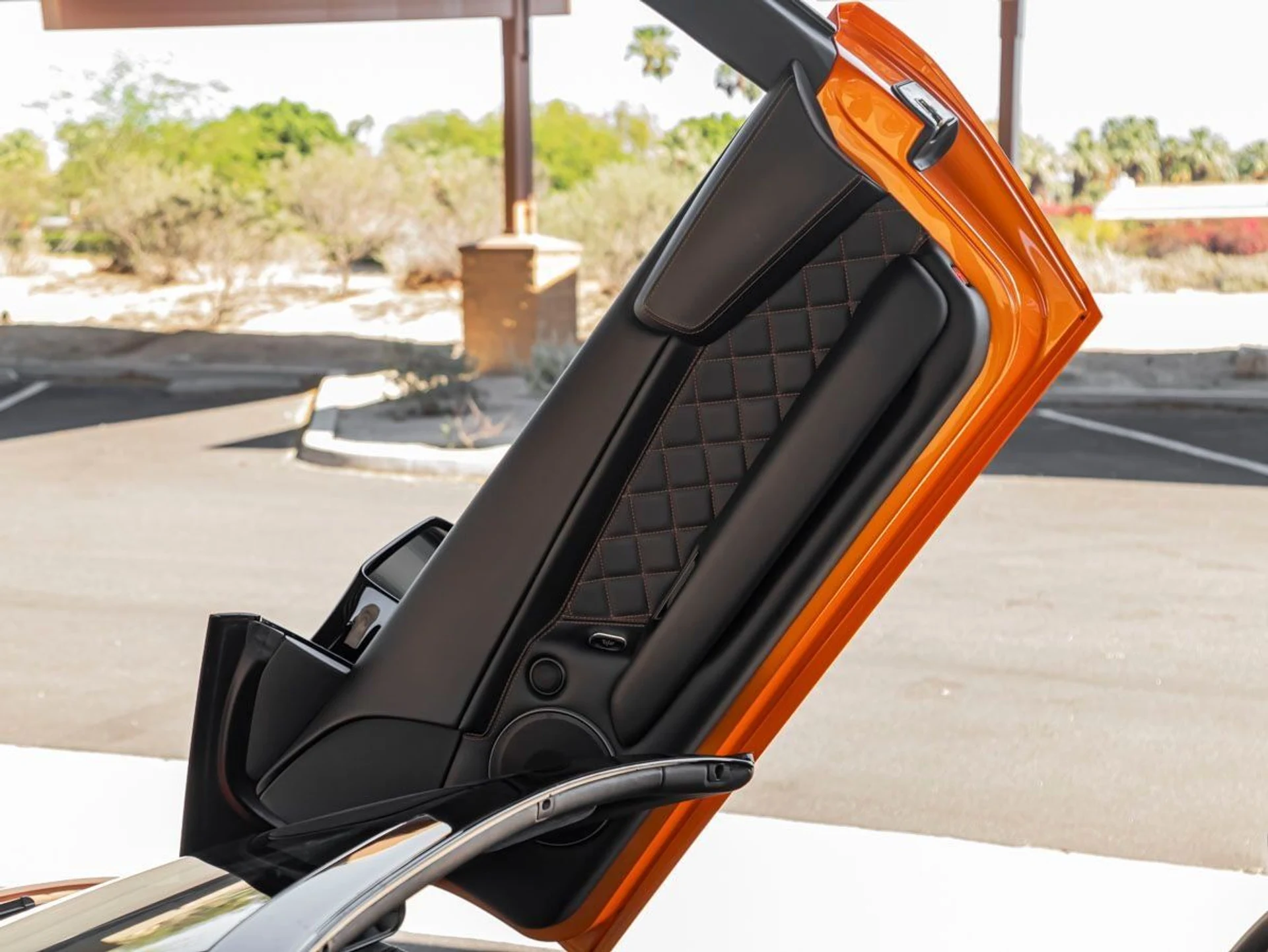 mph022_128065172_23_b94314766e