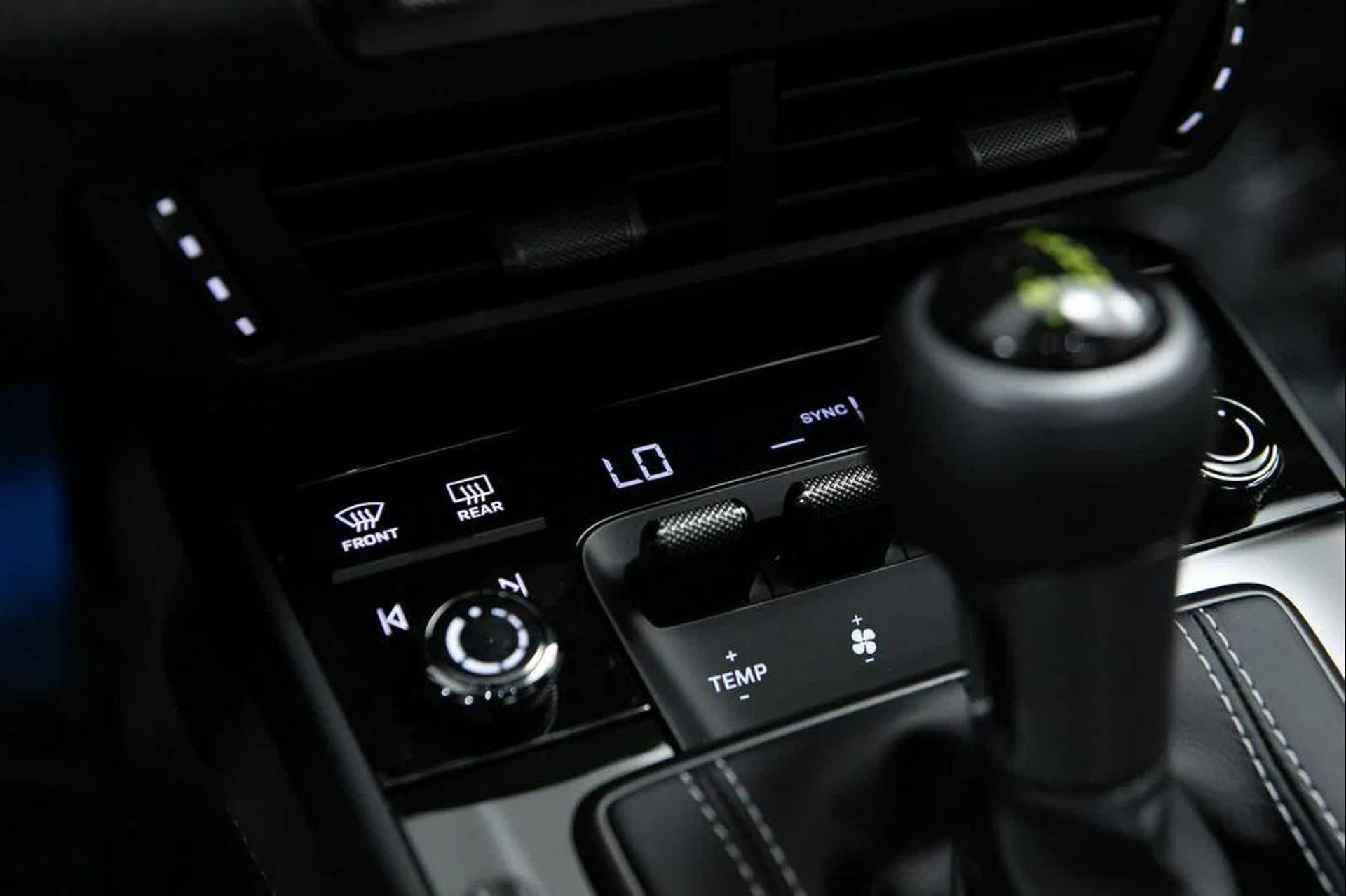 mph022_1281033647_qn8zj_Mc_Gce_Rg_O_Gx6_Og_Xx_B_Bt_IHM_0_4c2c326c5c