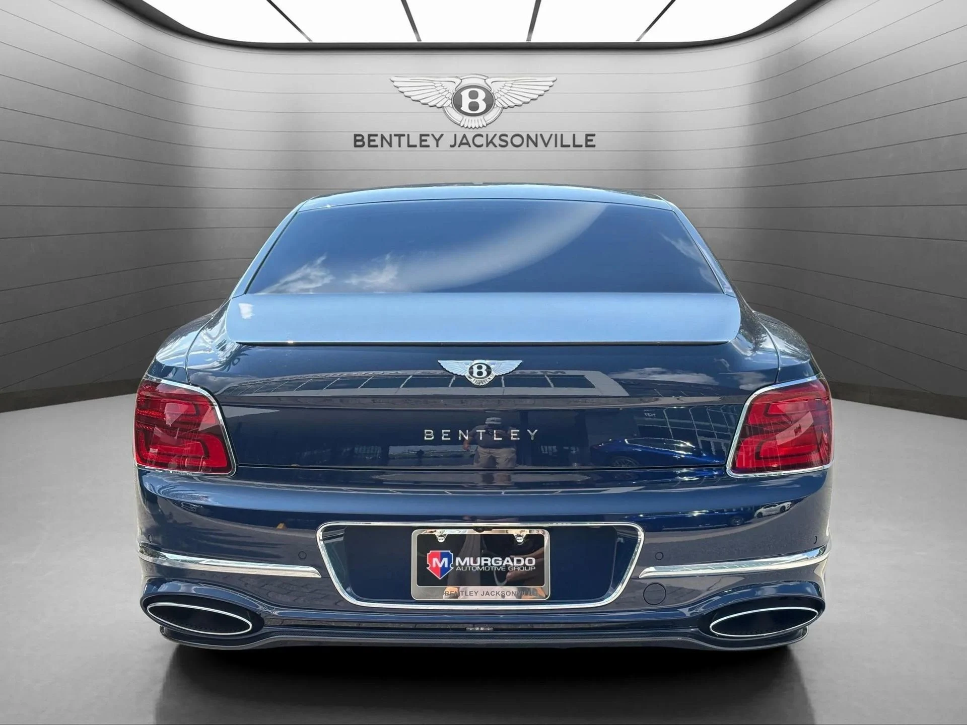 mph022_128617743_9910cb06d4f7484da4c7f9b4b8d49110_2e03249bcd