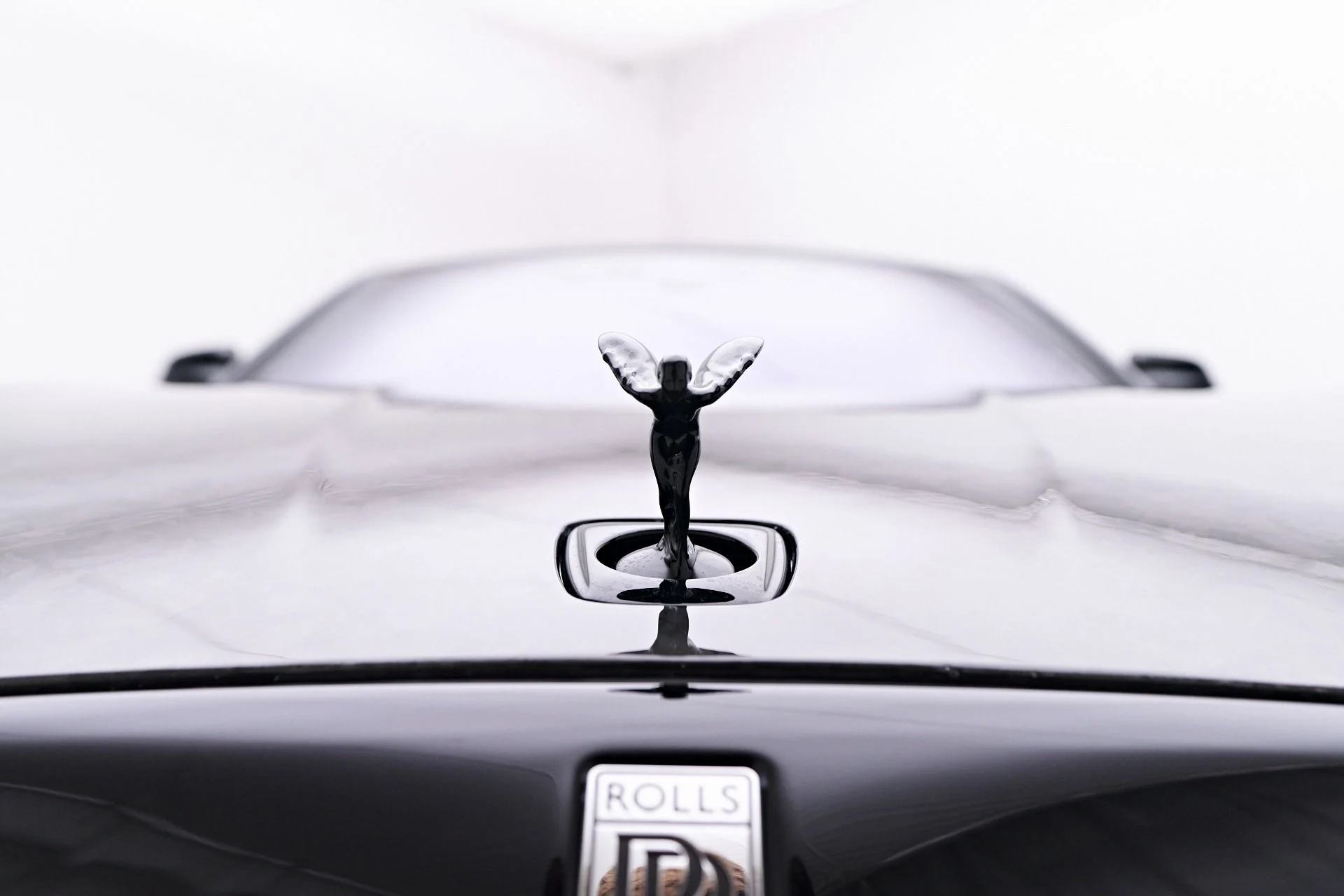 mph022_1297205117_Used_2025_Rolls_Royce_Spectre_Mansory_1756243802_0857bd583d