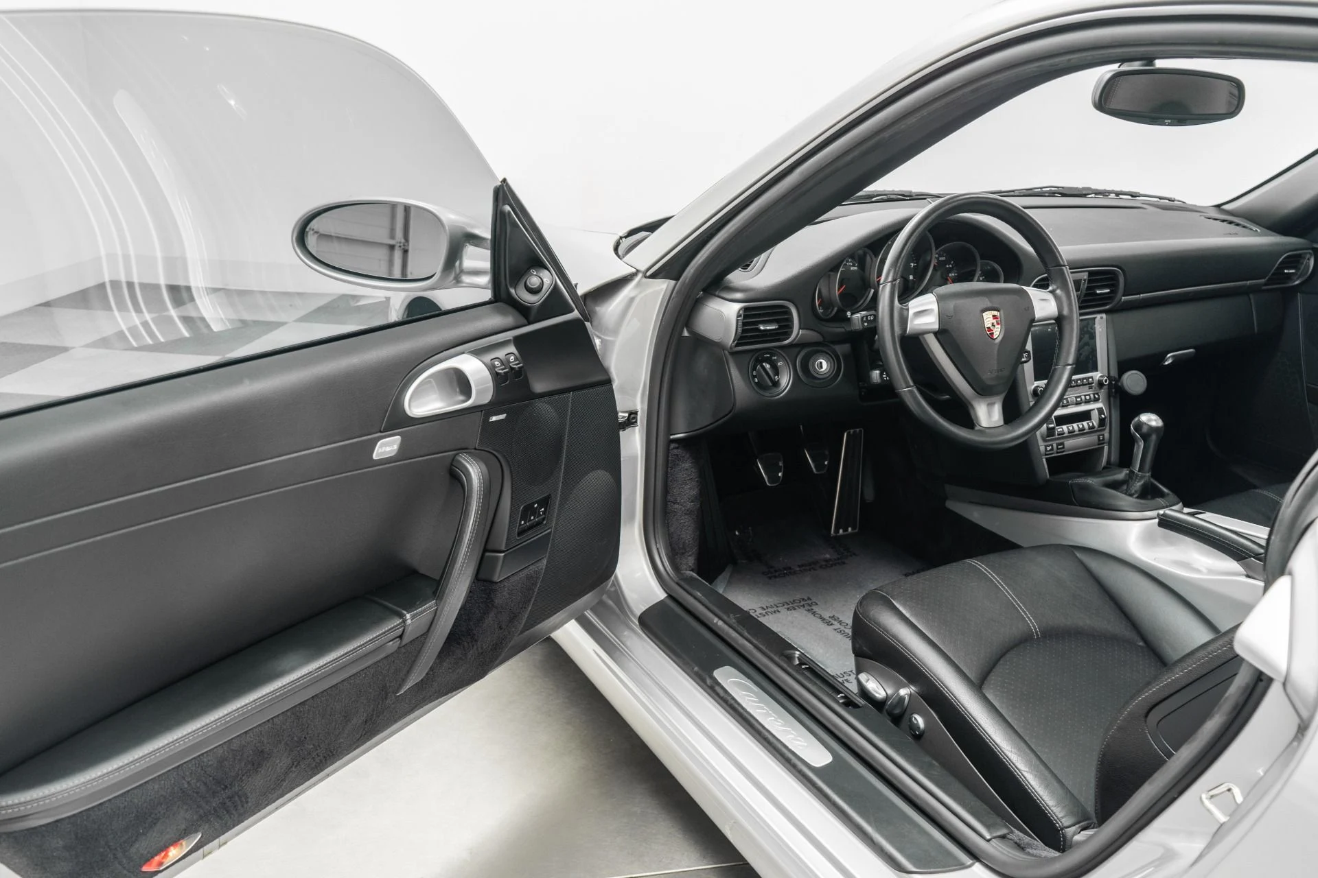 mph022_1297279598_Used_2007_Porsche_911_Carrera_6_Speed_Manual_Low_Miles_Bose_Audio_1777314884_32b6996fa7