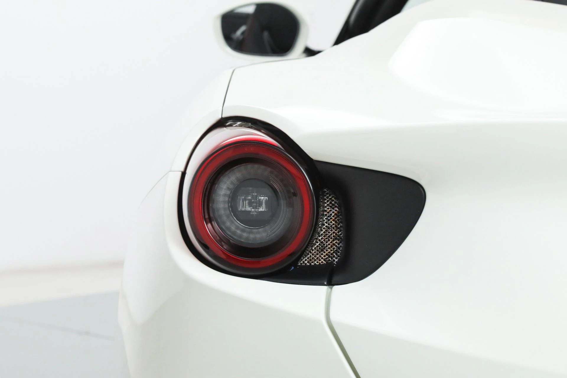 mph022_1300033684_ca694b42a89e636e6102f9500b952b25_2a165c5783