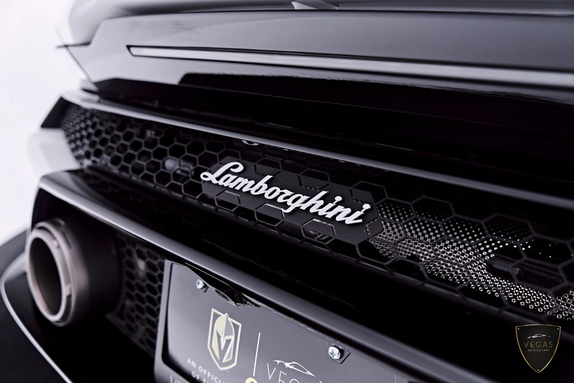 mph022_130321770_Used_2020_Lamborghini_Huracan_EVO_Base_1782523467_7fe819b7d1