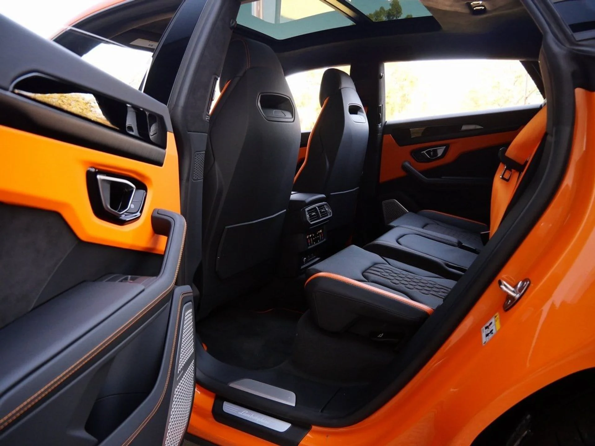 mph022_130593828_ea35e7a164b34306be851638d50c0b72x_0e127da5db