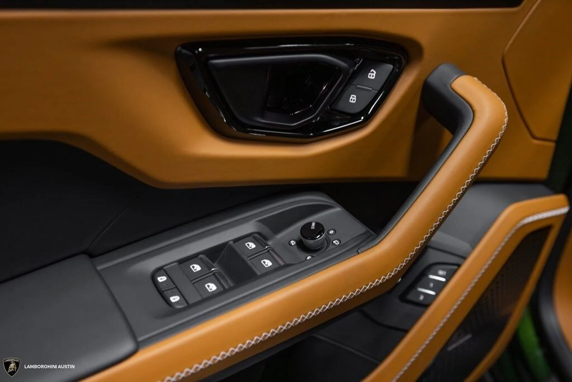 mph022_1316122314_65b2c9743a371b7e23a000d1493b484ax_c098a8f301