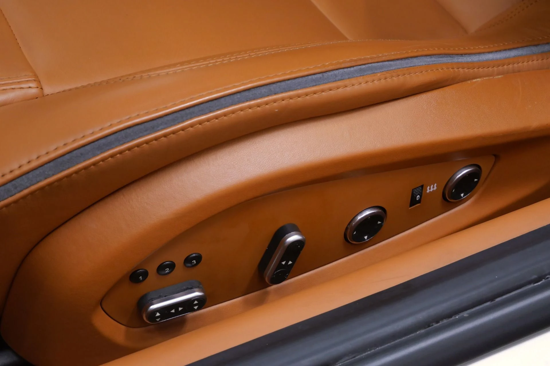 mph022_1317404788_Used_2014_Ferrari_FF_1760547739_dc3db2b49e