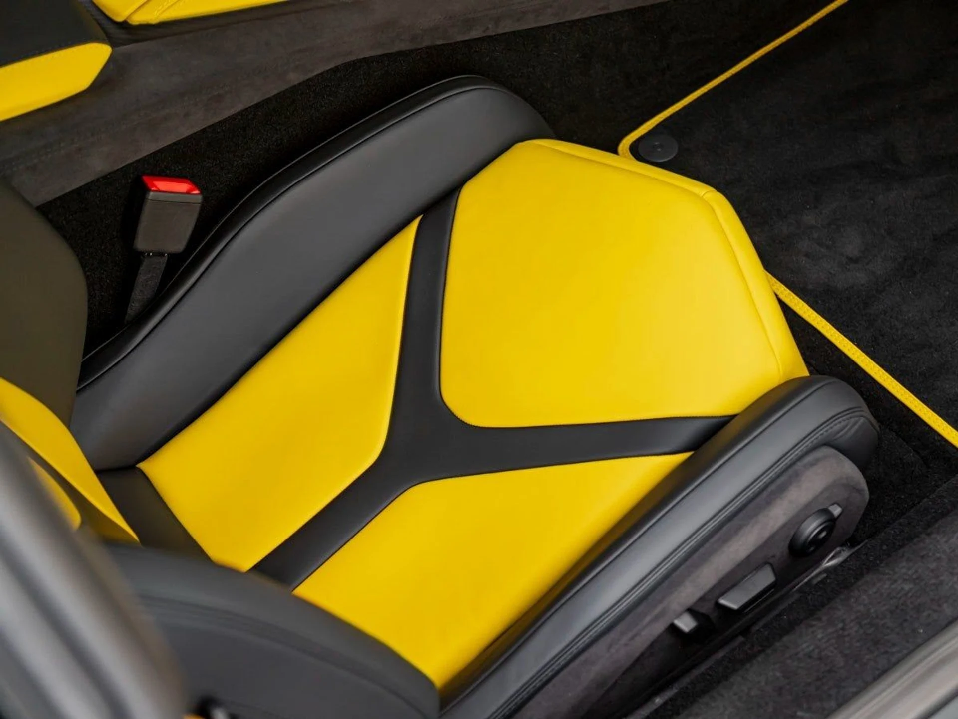 mph022_1318282015_23_58085c3703