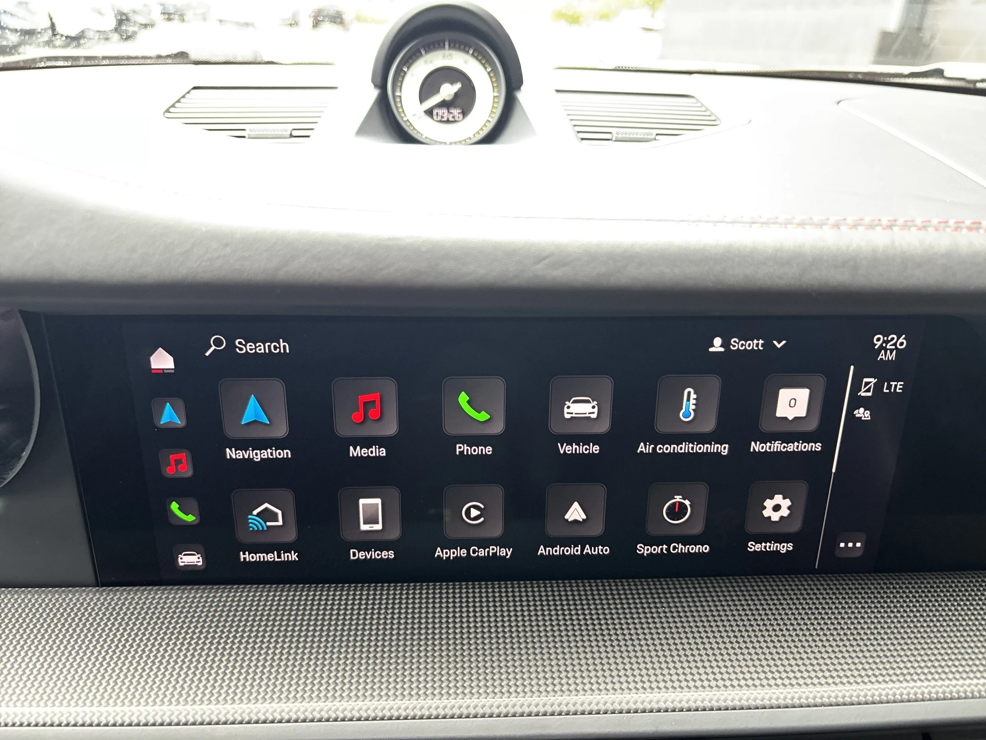 mph022_13262206_d70f64b4d0354b3891fd10028b4fb644_5574de9acf