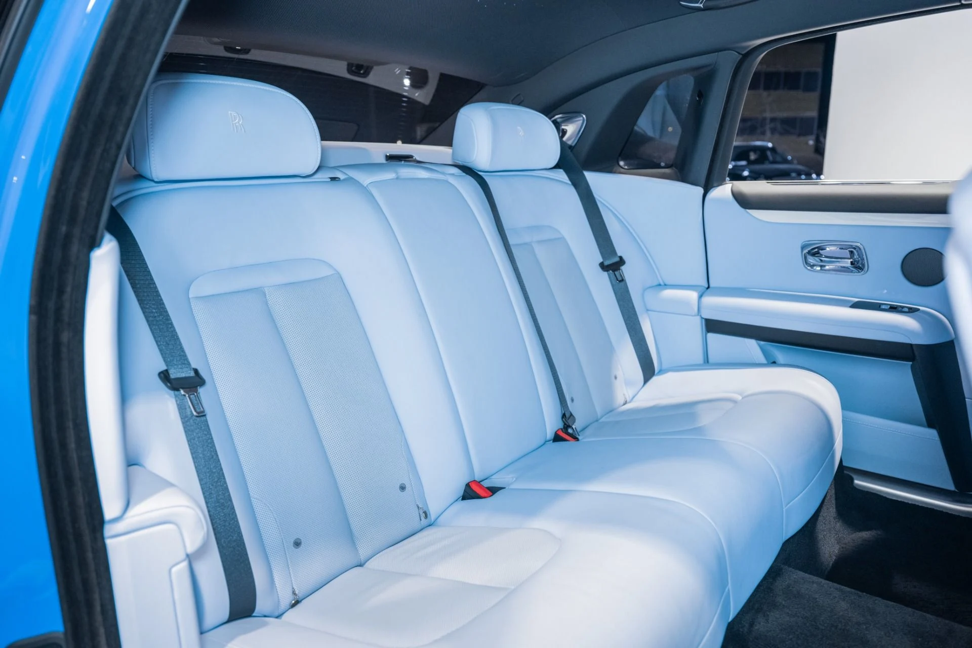 mph022_1338767212_Used_2023_Rolls_Royce_Ghost_1773457054_66f31374af