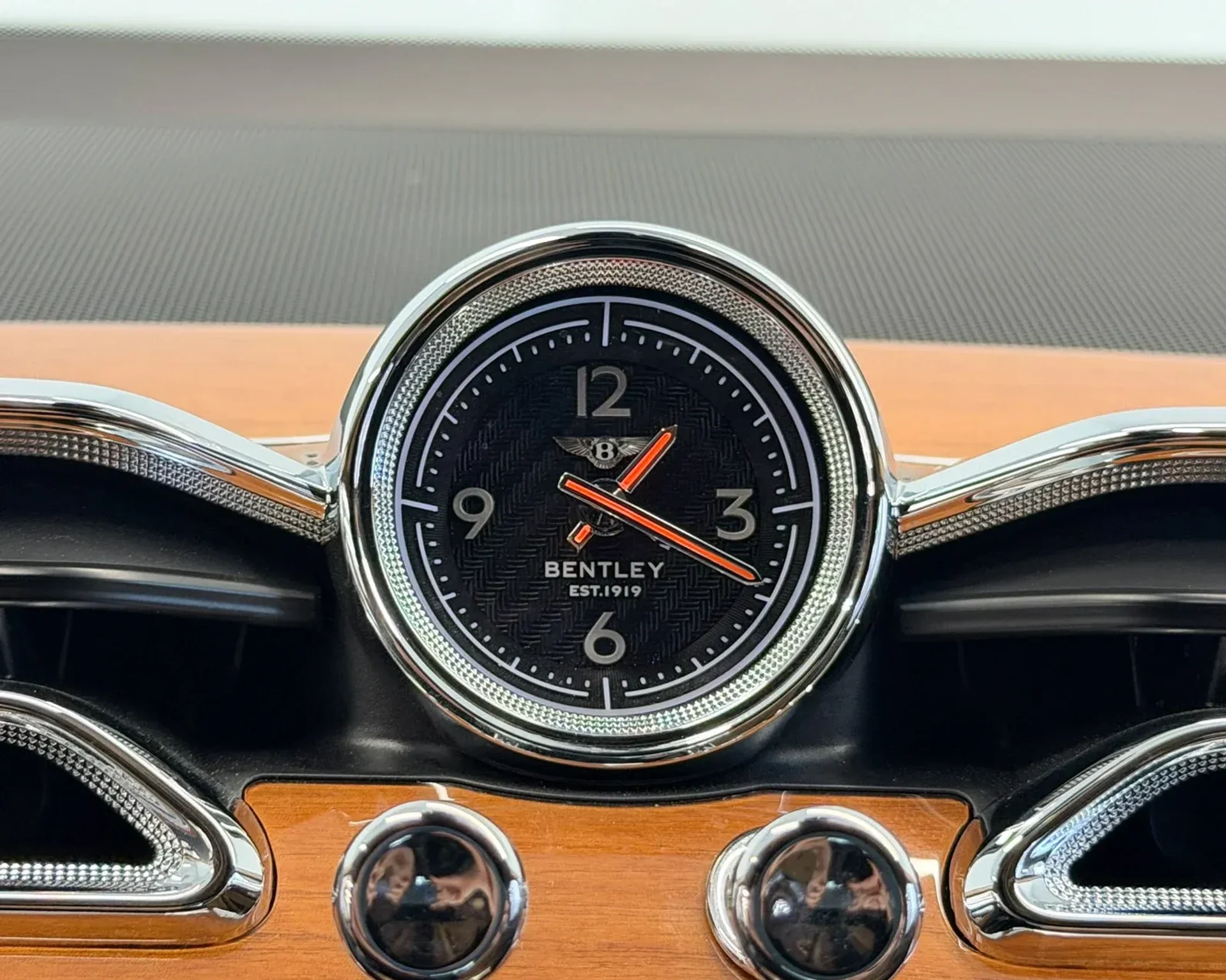 mph022_1343169243_659ac2f38700127a08c00fe881720d93_d00740322e