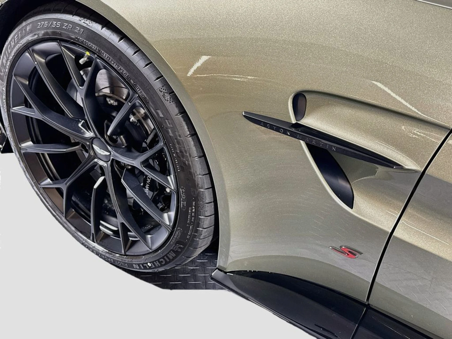 mph022_1344564622_new_2026_aston_martin_vantage_scoupe_11350_23067157_23_1024_9cb66cb75e