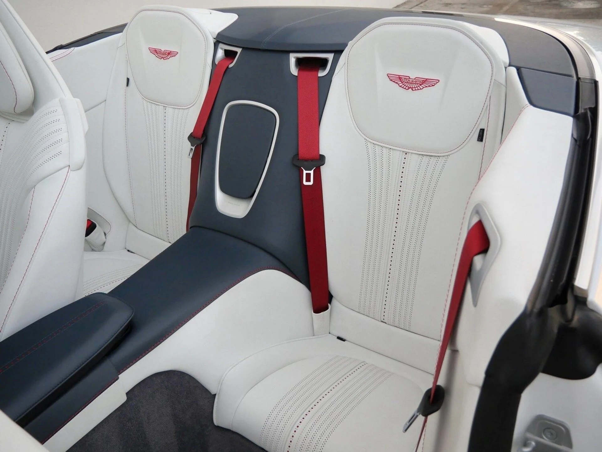 mph022_1345352134_7cf9715c921fac592fef24fd69fa87eax_a352b3ffed