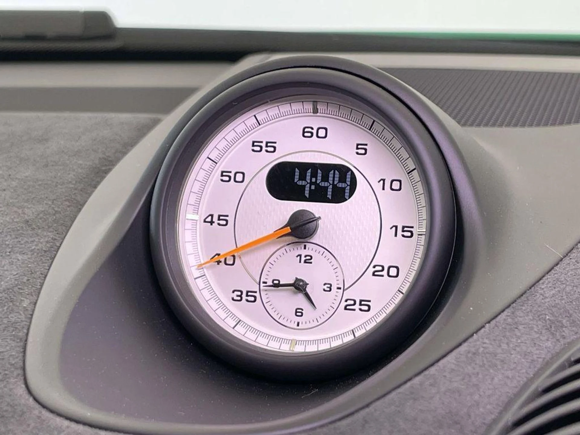 mph022_1350557335_DQP_6i_FB_5w_Dl_C_Iqz3_RS_9f5_Bed_Vcc_f2028ad12e