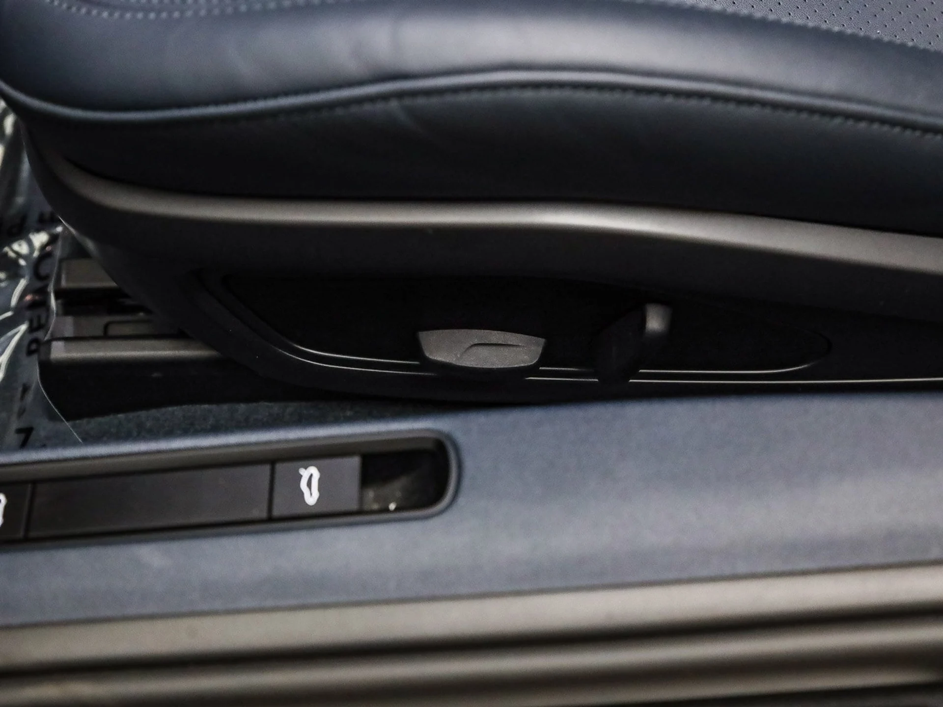 mph022_1356094272_7300655fb486e22aa76bf1dcda5a1836x_16f6fd1afc