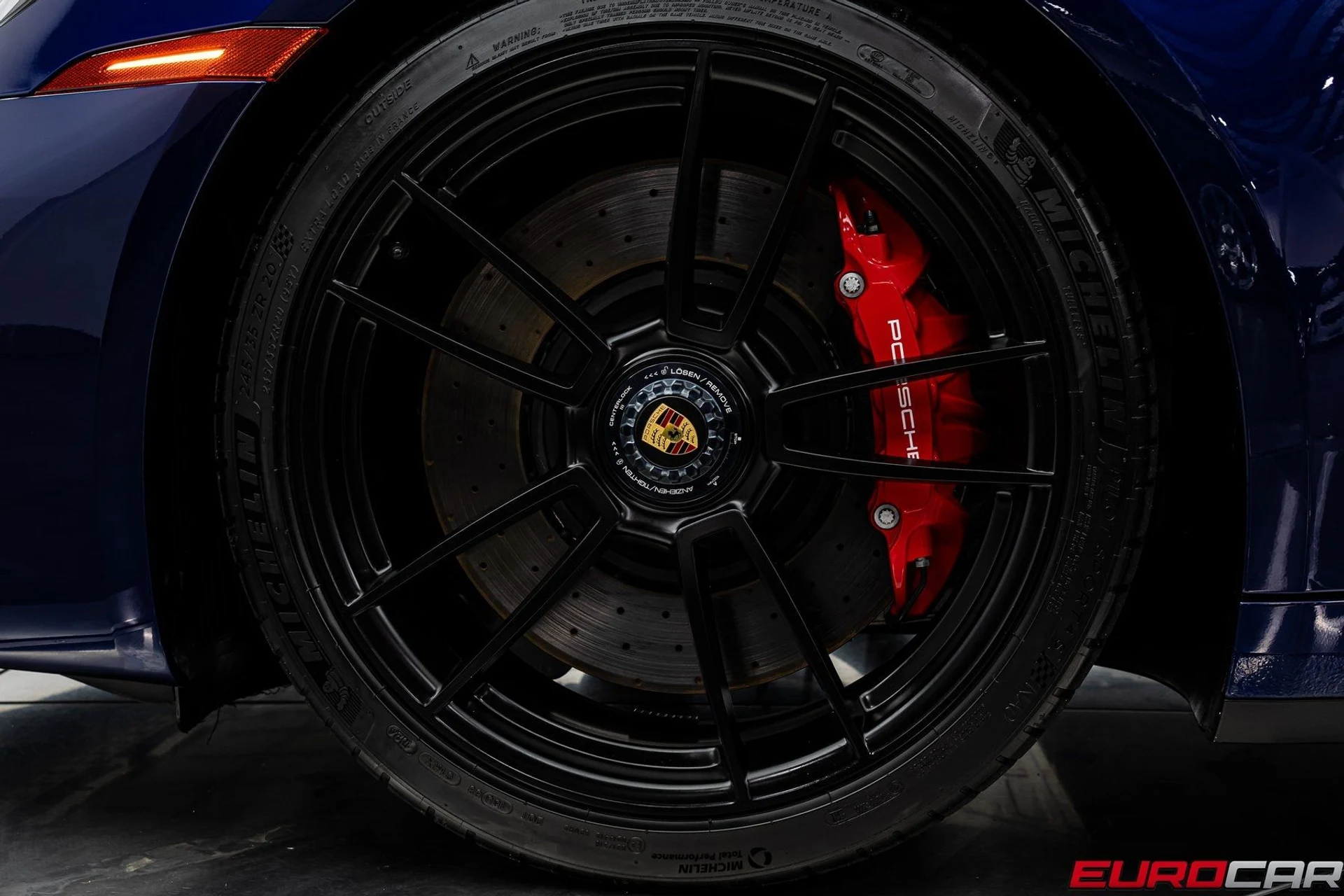 mph022_1356931707_image_23_4df35777a2