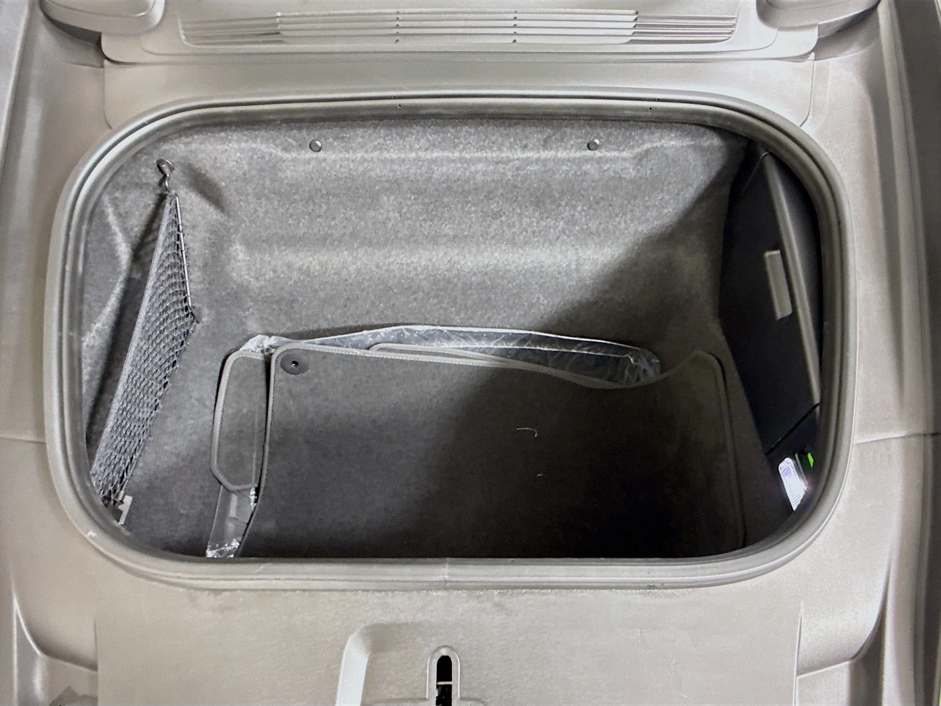 mph022_1361549408_844ea68bcd324efb4556624432a79a0fx_dbfc363ff9