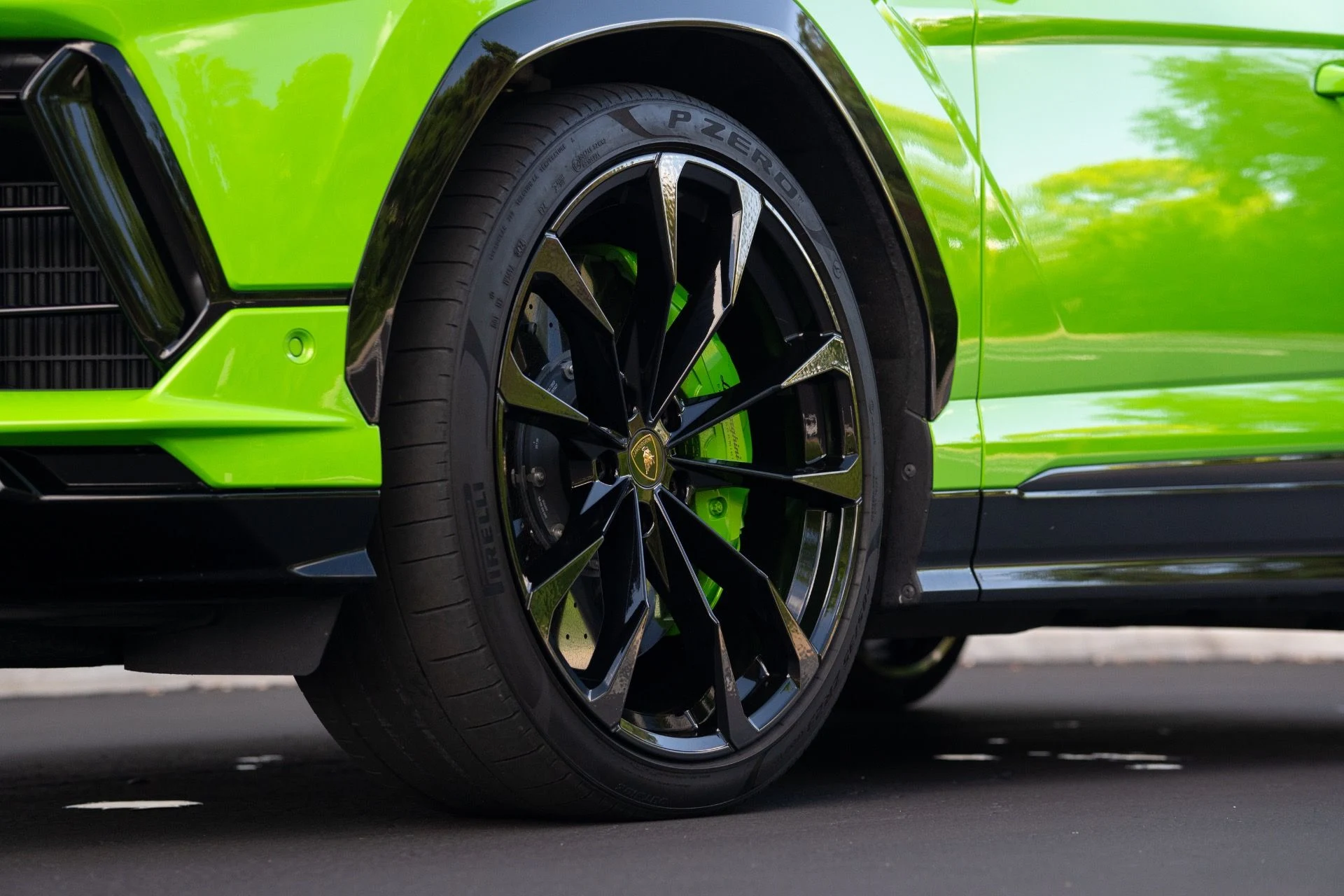 mph022_1363166029_Used_2023_Lamborghini_Urus_S_1755804892_451a560f9c