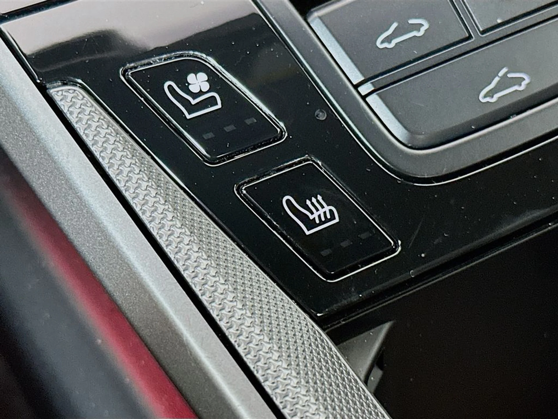 mph022_1367006080_2d39739730d9994b9f26f6e78e4e6c8dx_a7add1a0c4