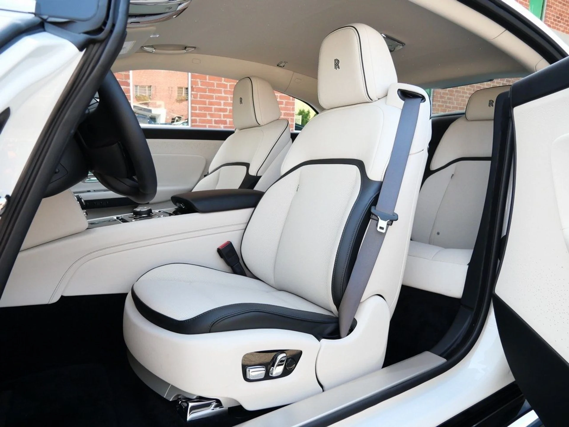 mph022_1368221153_bef123a57f4056a1fef626d0db16bdeax_a46eda48c5