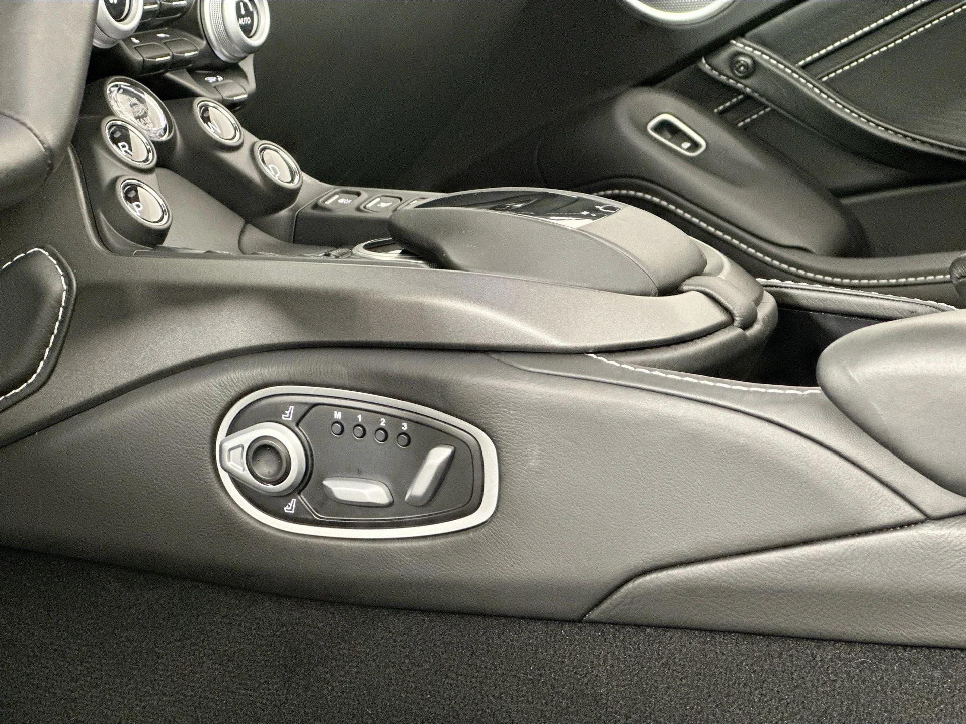 mph022_137799953_23_ee2733f549