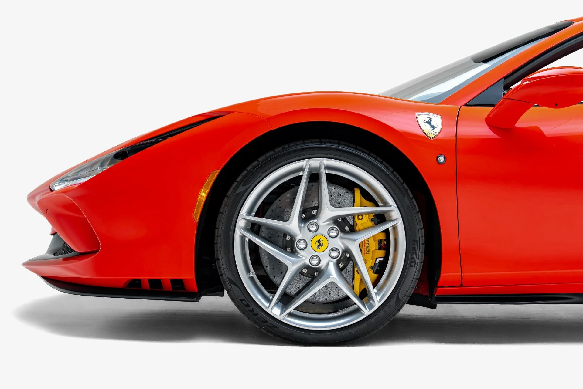 mph022_1379333923_Used_2022_Ferrari_F8_Spider_1788281663_29957cd65e