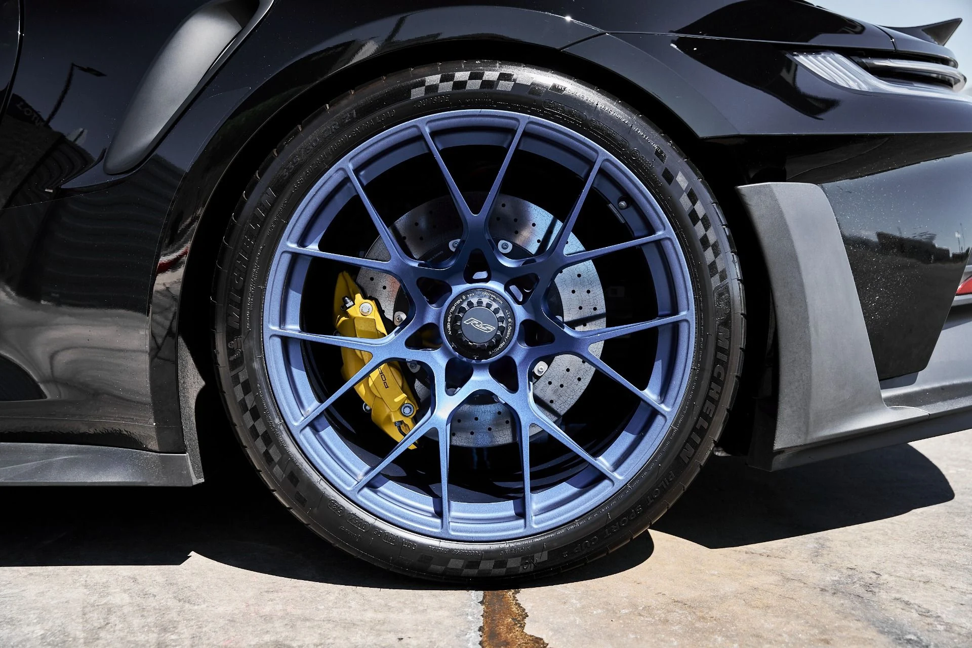 mph022_1386965520_Used_2024_Porsche_911_GT_3_RS_1775094512_8cb3643643