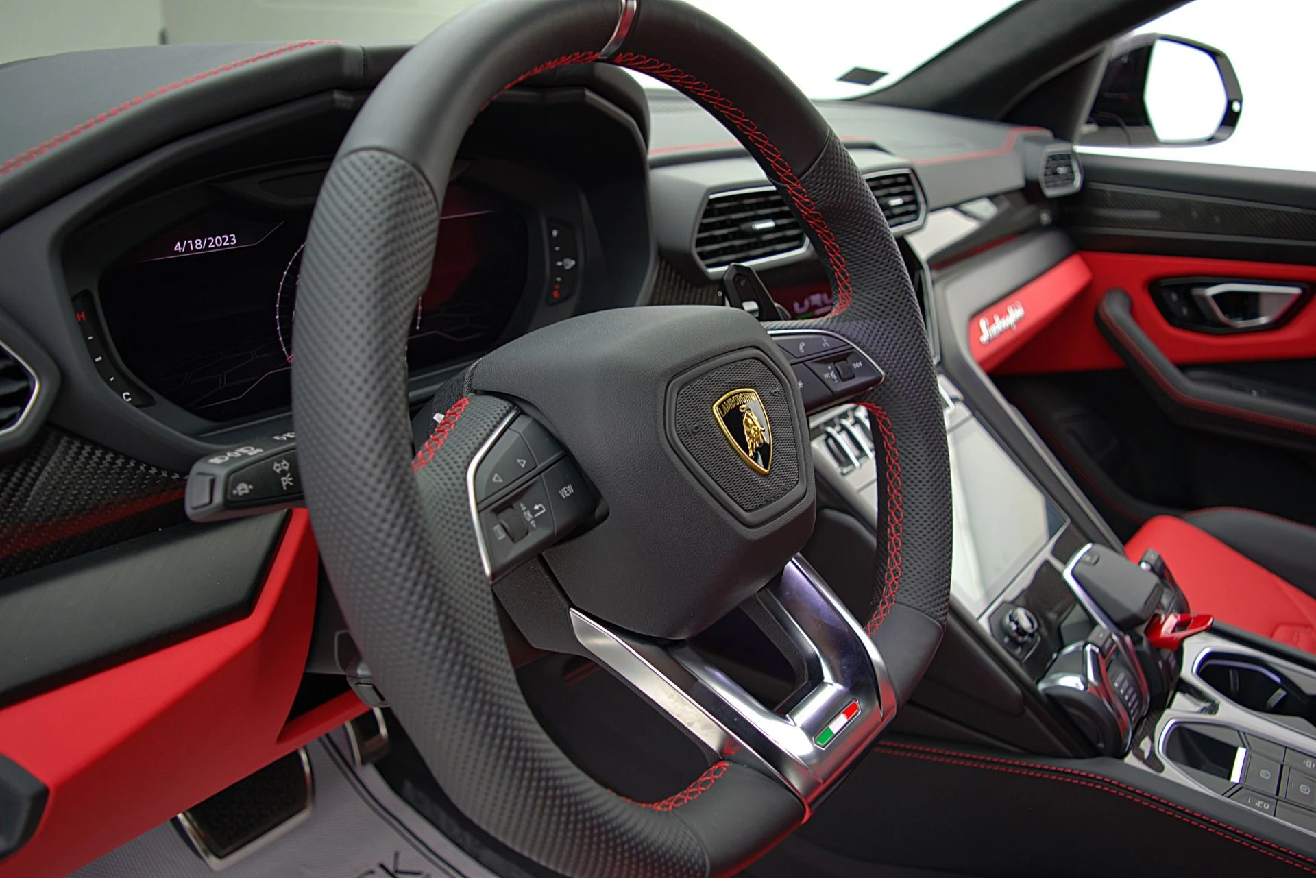 mph022_1399957981_Used_2022_Lamborghini_Urus_SELEZIONE_PRE_OWNED_CERTIFIED_3e7d04a9f3