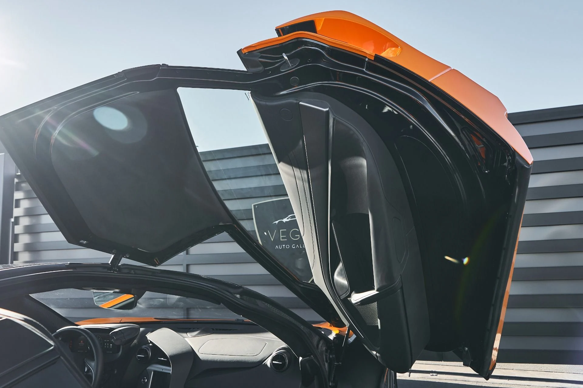 mph022_1410638306_Used_2024_Mc_Laren_750_S_1765410659_701772e3bb