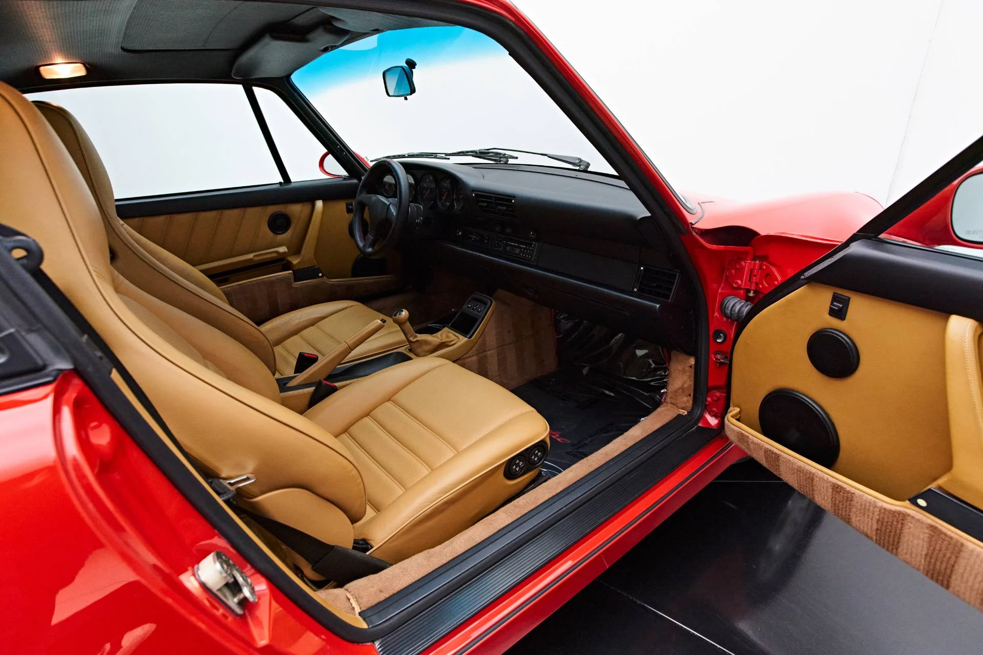 mph022_1411286803_Used_1991_Porsche_911_Turbo_1653670899_4d1b9a2c4d