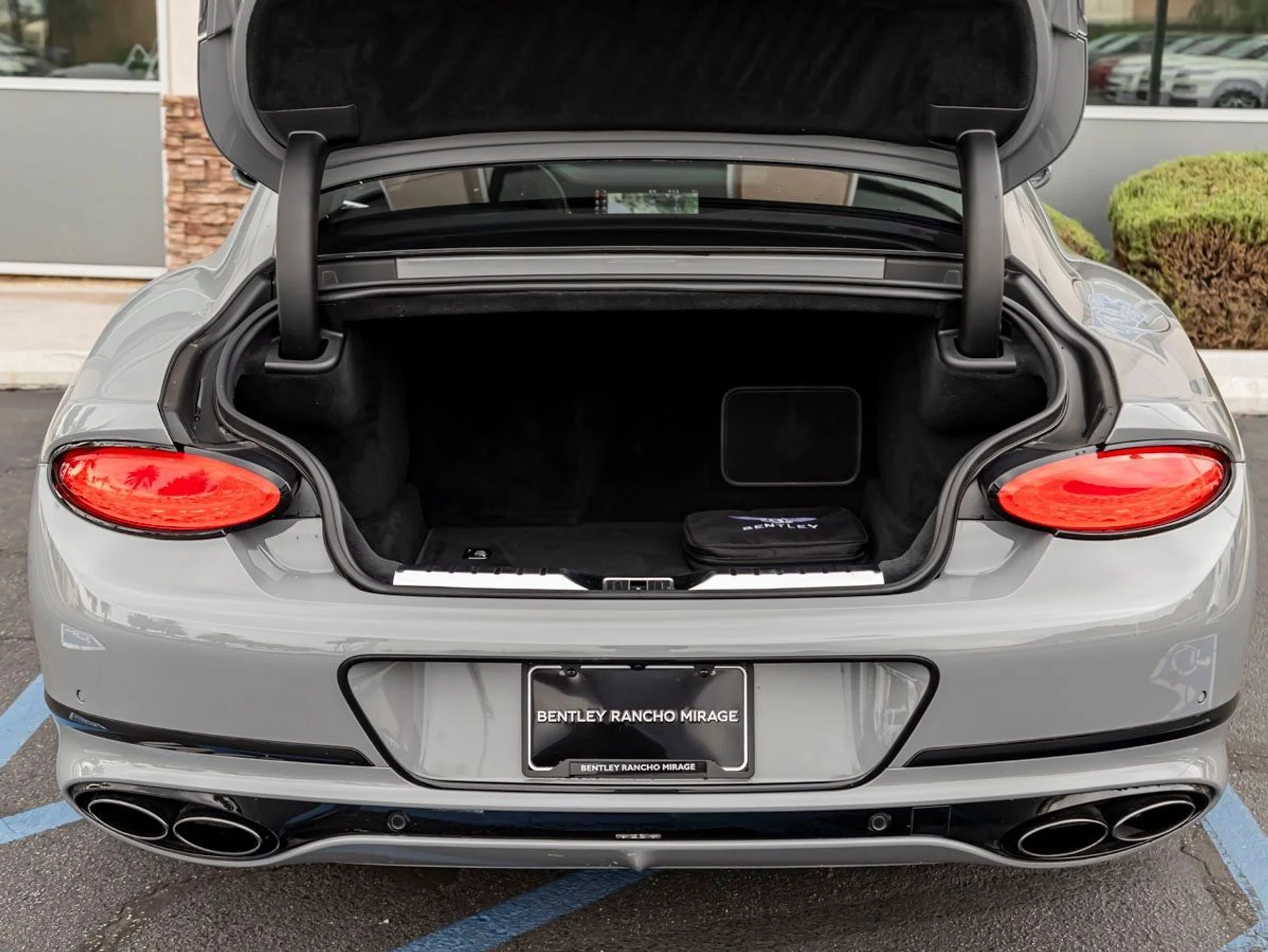 mph022_142309282_23_eec94a9d6a