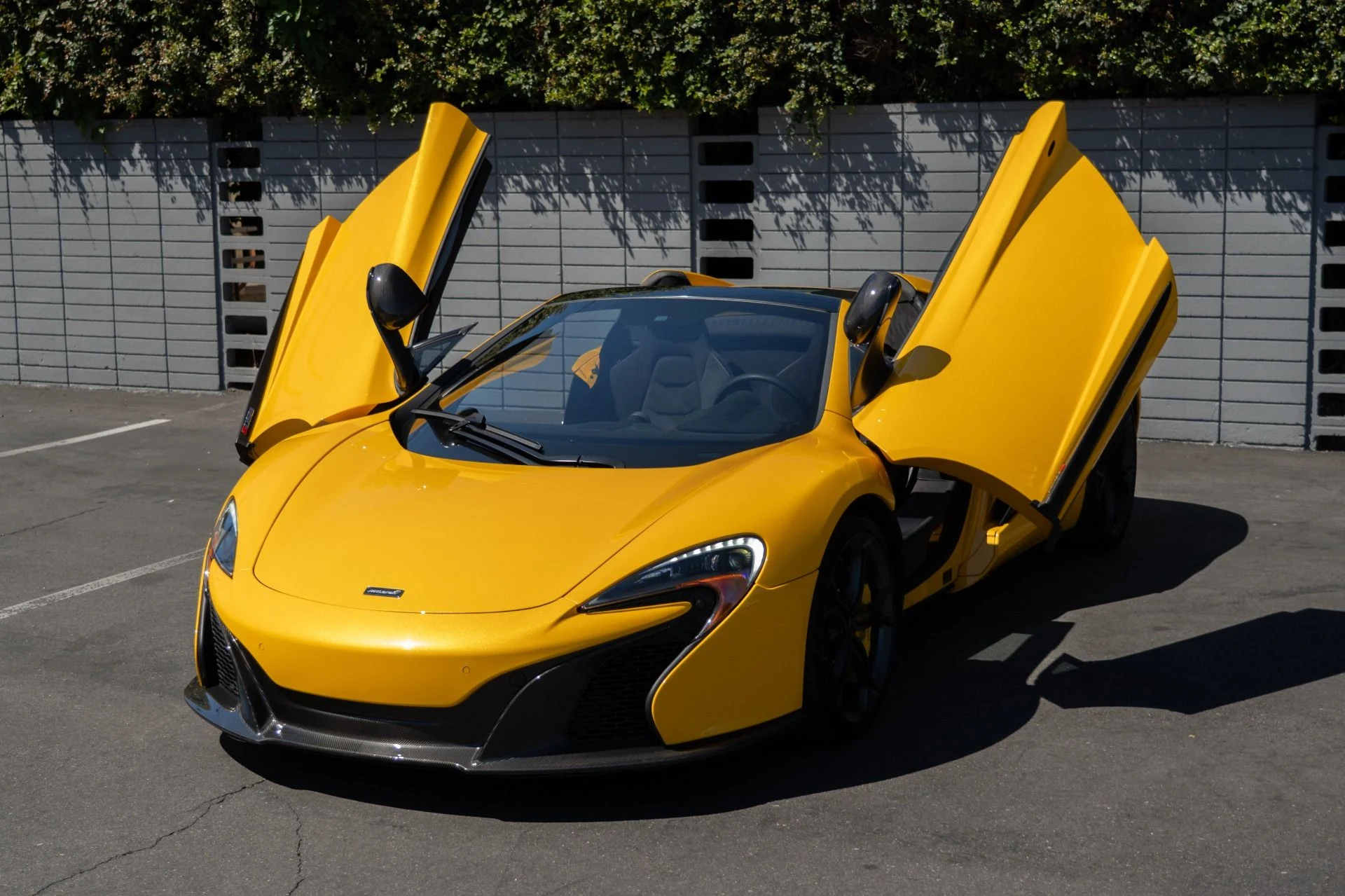 mph022_1428530072_Used_2016_Mc_Laren_650_S_Spider_1757368630_a18fd57733