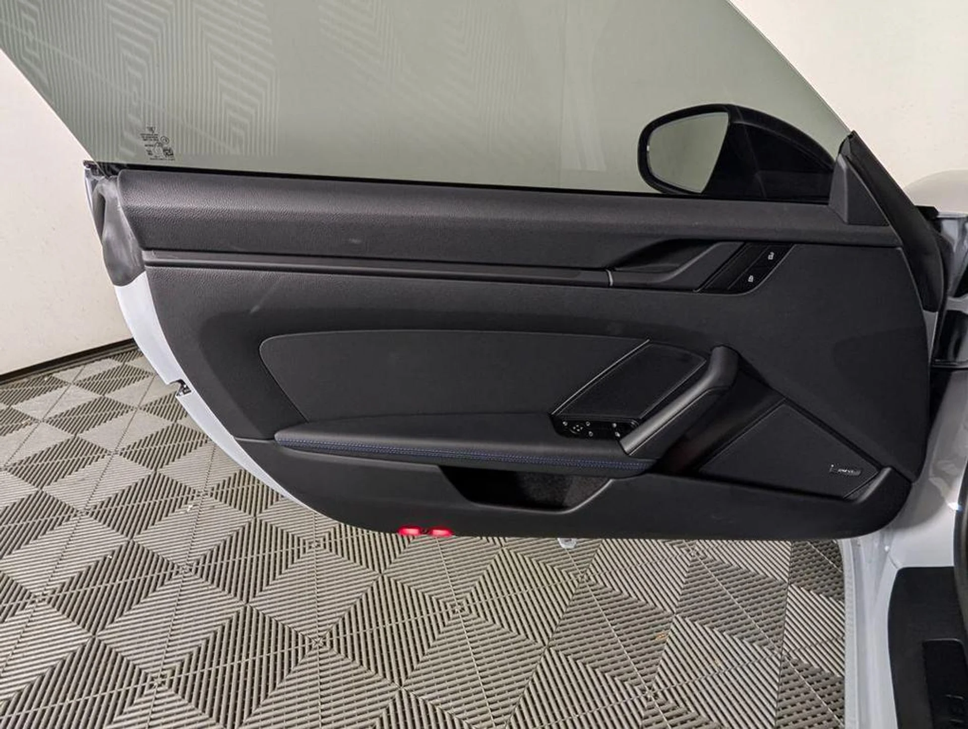 mph022_1428859222_1y6e_G3h_A1i_TPW_hmwy_Ebxv_K7_TU_8_5ad047b1d5