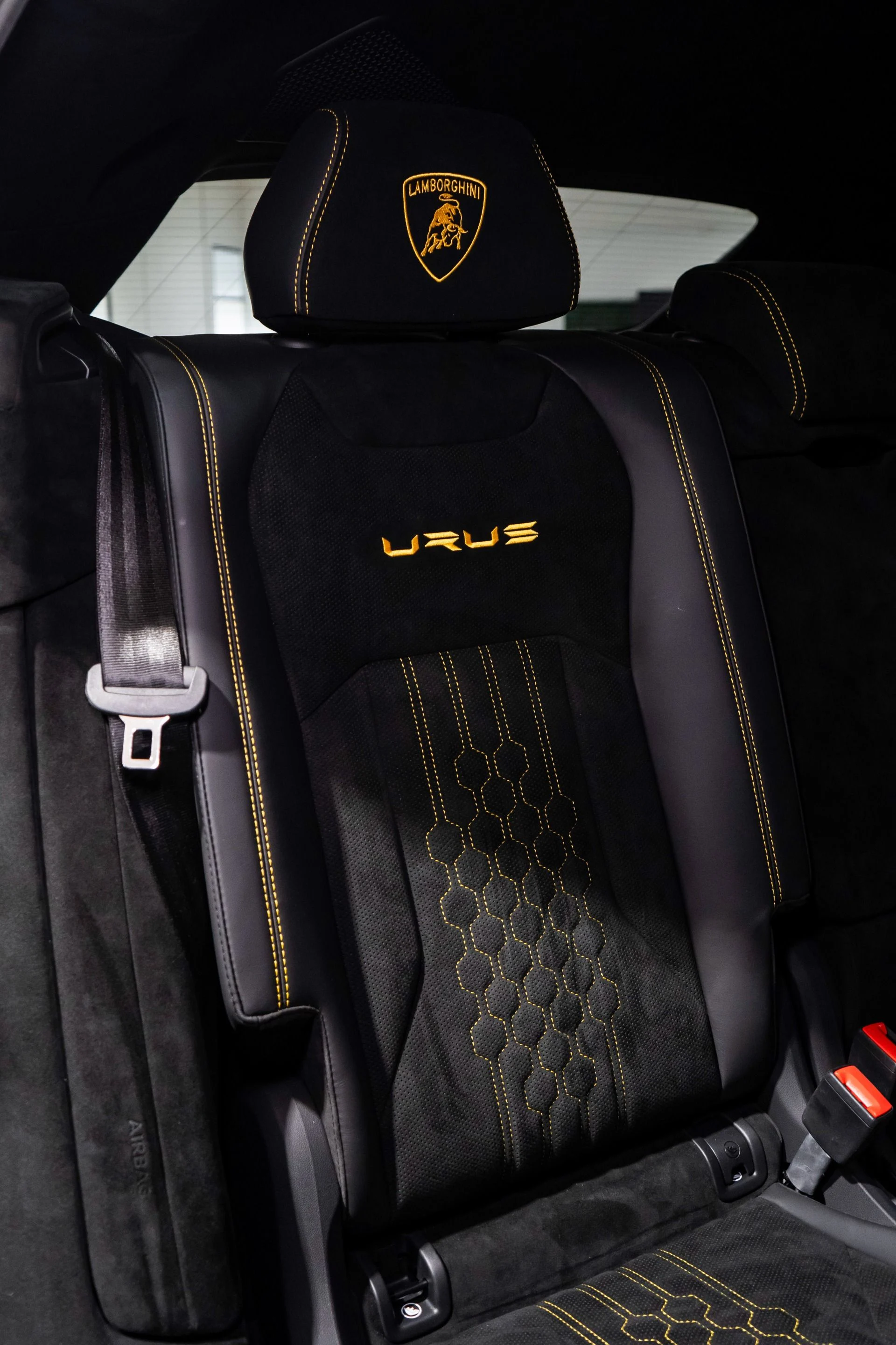 mph022_1437428623_Used_2023_Lamborghini_Urus_Performante_FACTORY_MATTE_322297_MSRP_1764031006_2dd9c7c76b