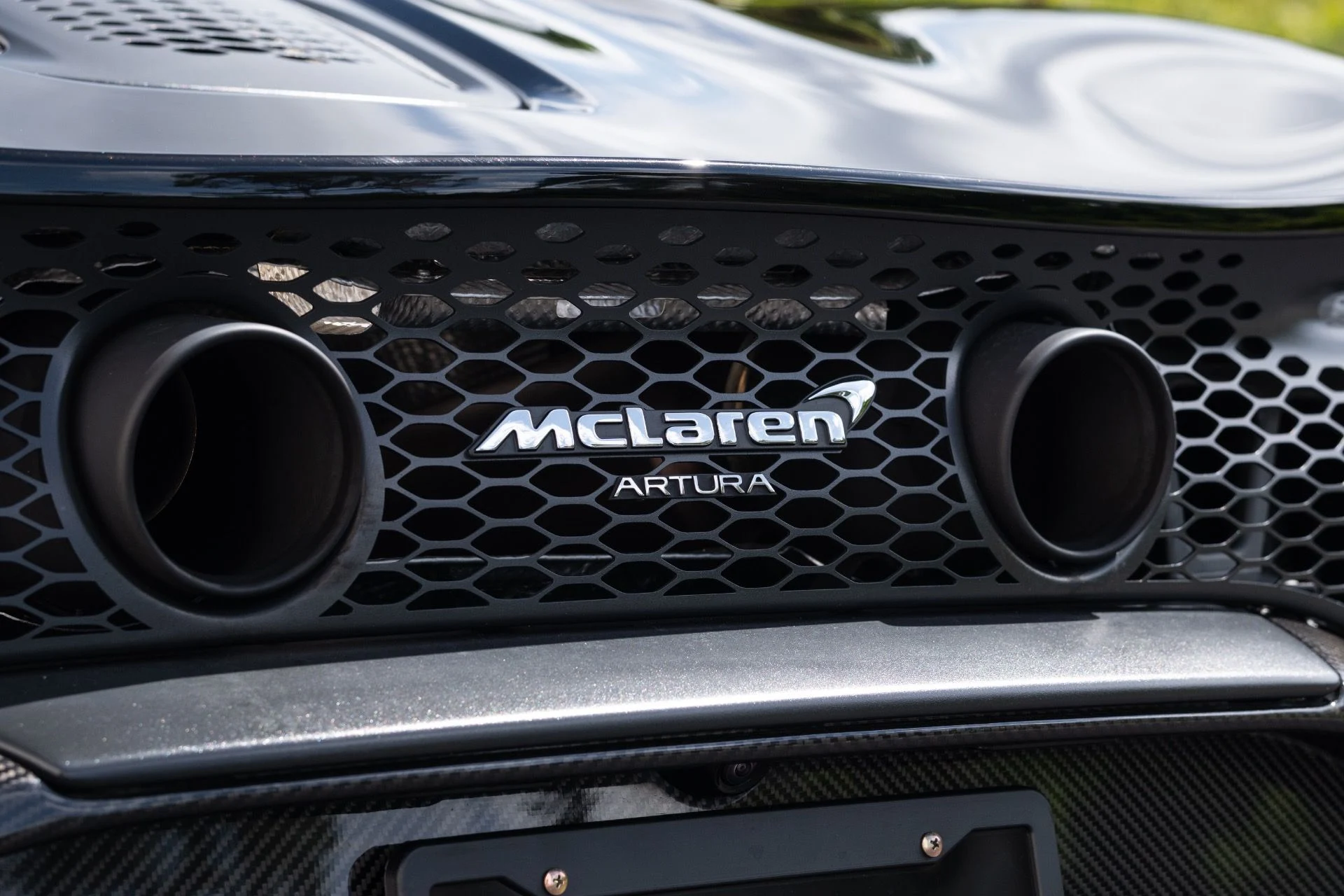 mph022_1439699336_Used_2023_Mc_Laren_Artura_1780956042_92da499d62