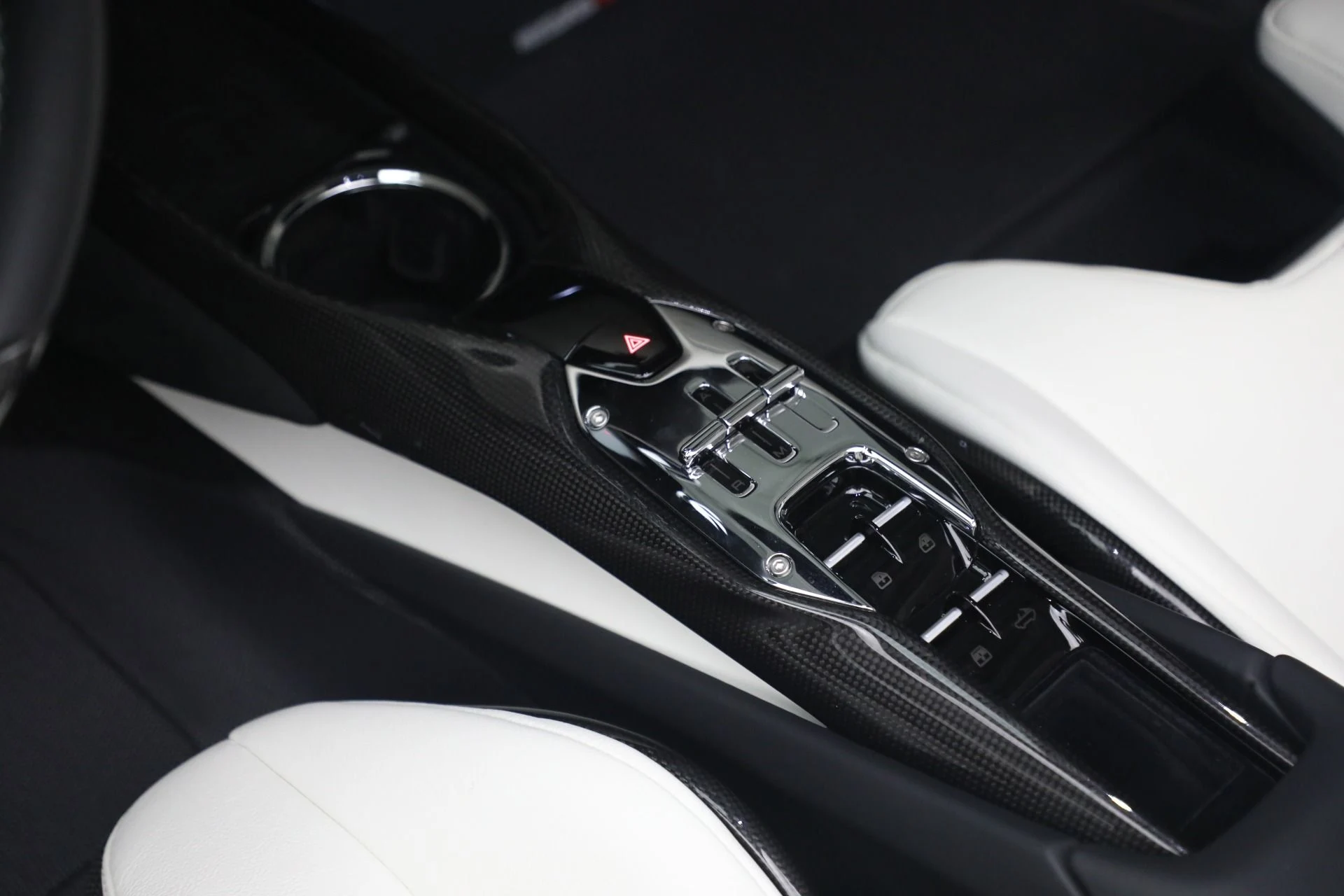 mph022_1441671934_Used_2025_Ferrari_296_GTS_1774108036_dcb6b30634