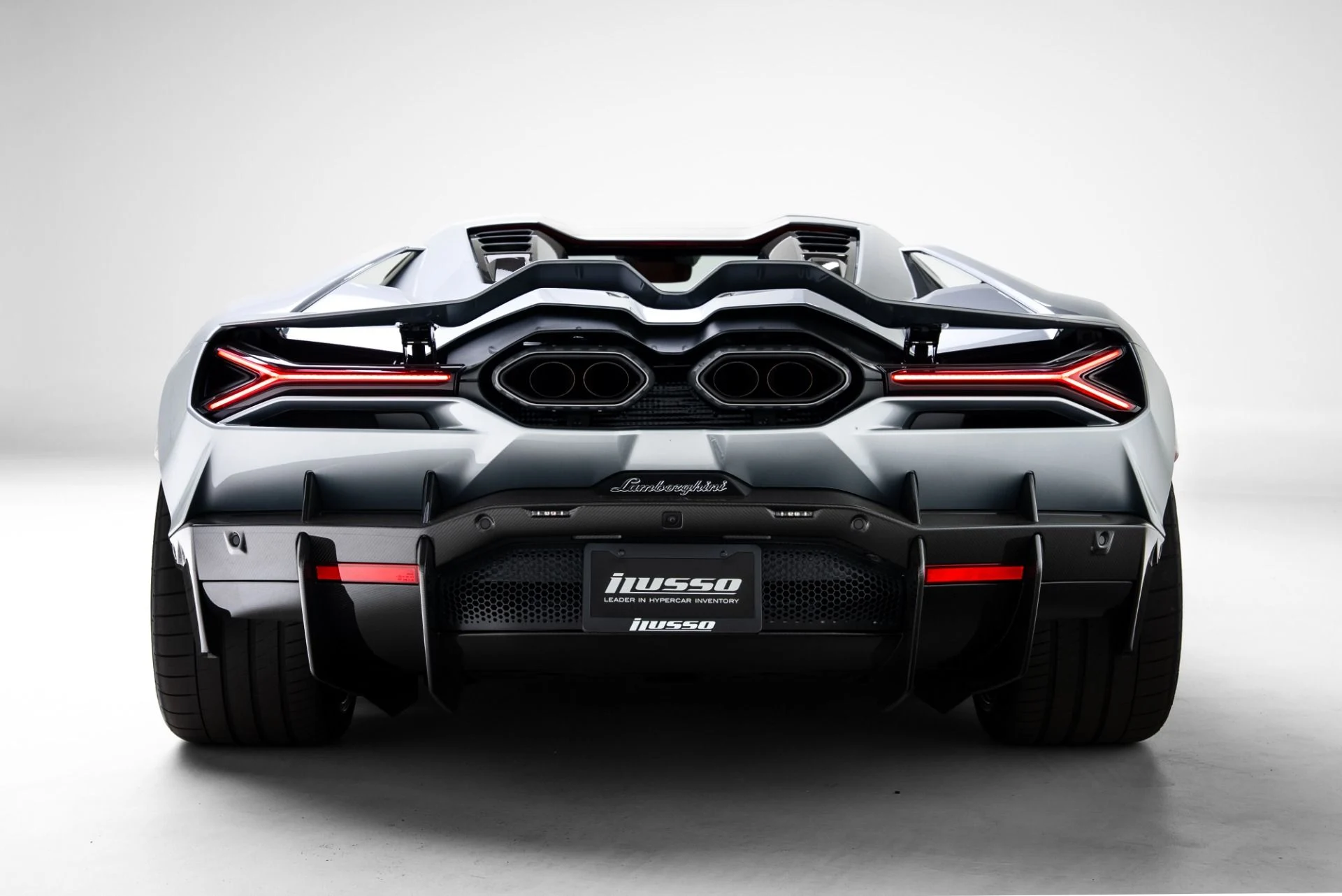 mph022_1445812428_Used_2025_Lamborghini_Revuelto_1770663111_fb2c81b0c8