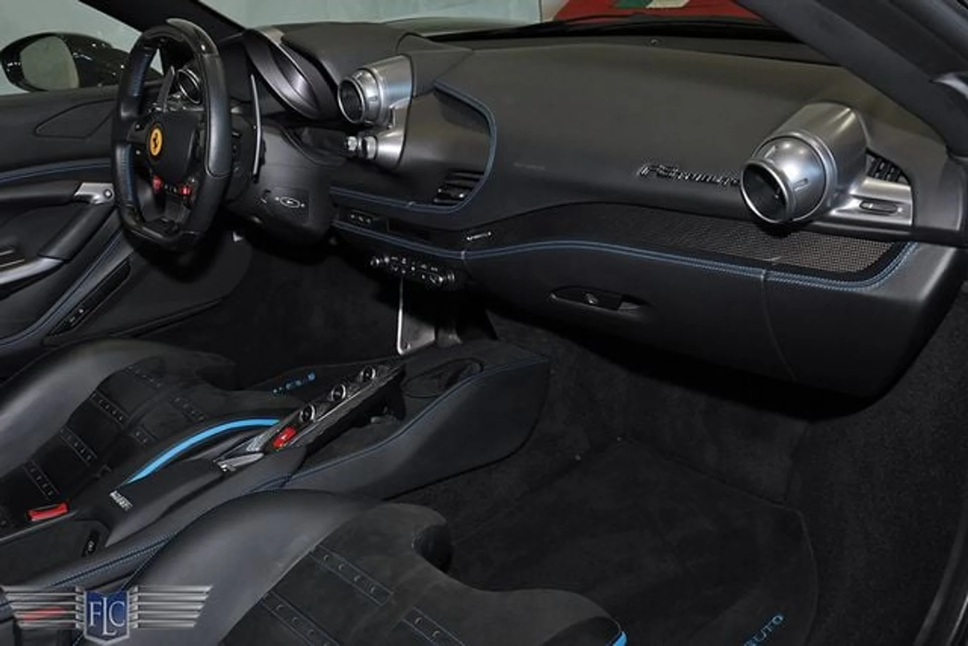 mph022_1447201515_used_2022_ferrari_f8_tributo_coupe_9689_23053332_26_640_a2c88b10bf