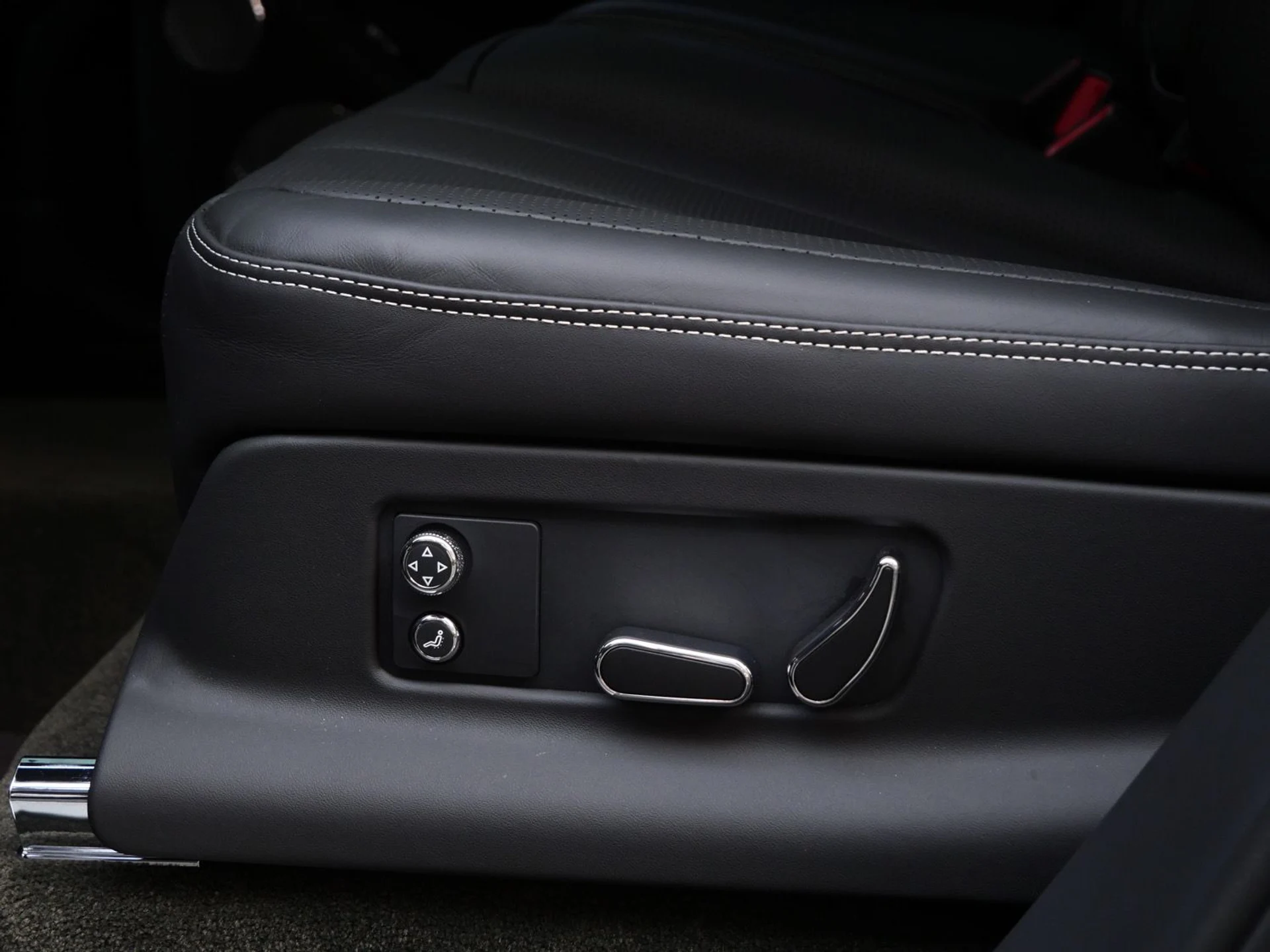 mph022_144753642_414f304bf4bd6bb5efee6f20532048c1x_9e78a33167