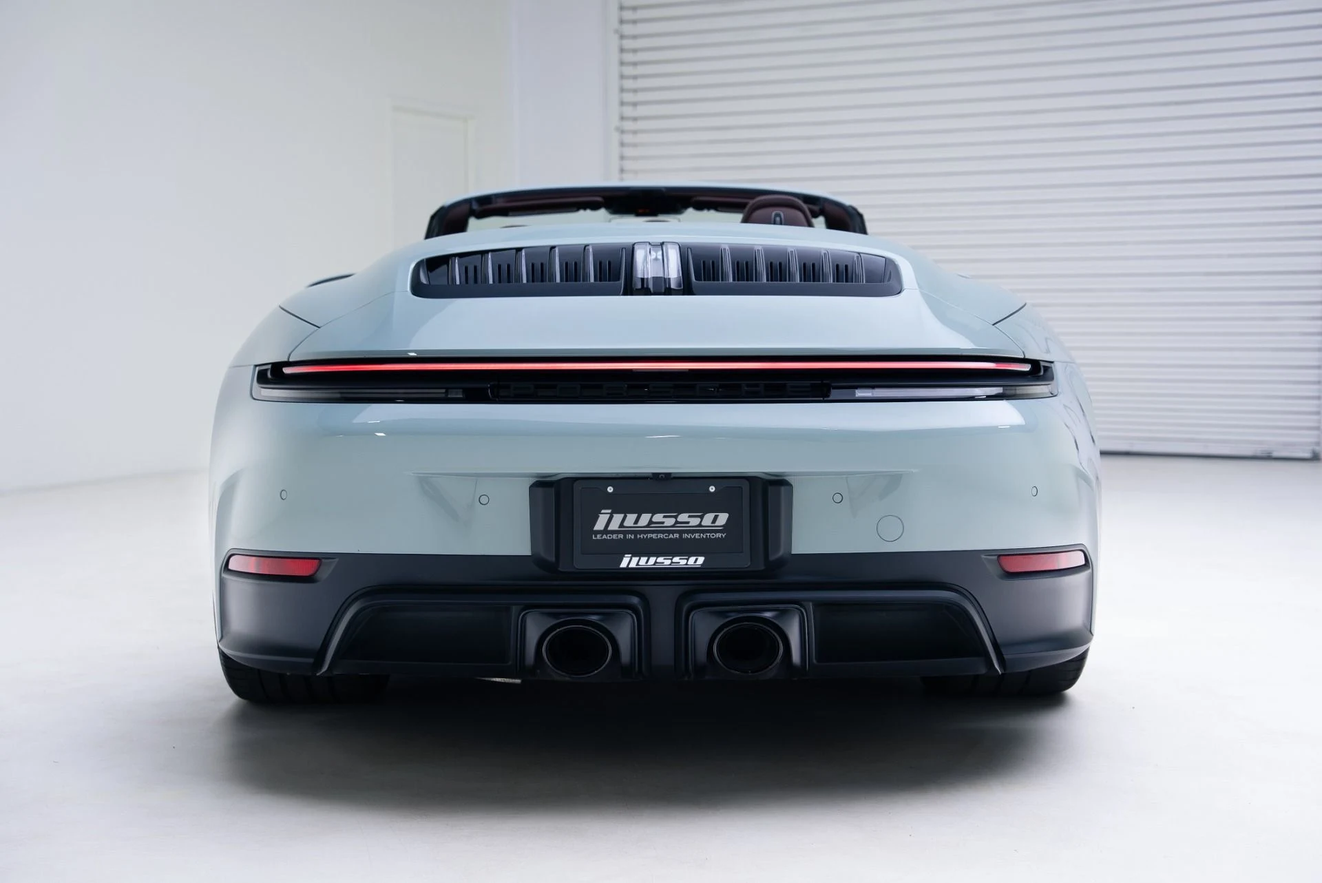 mph022_1450654376_Used_2025_Porsche_911_Carrera_4_GTS_1768865205_5a891ee766