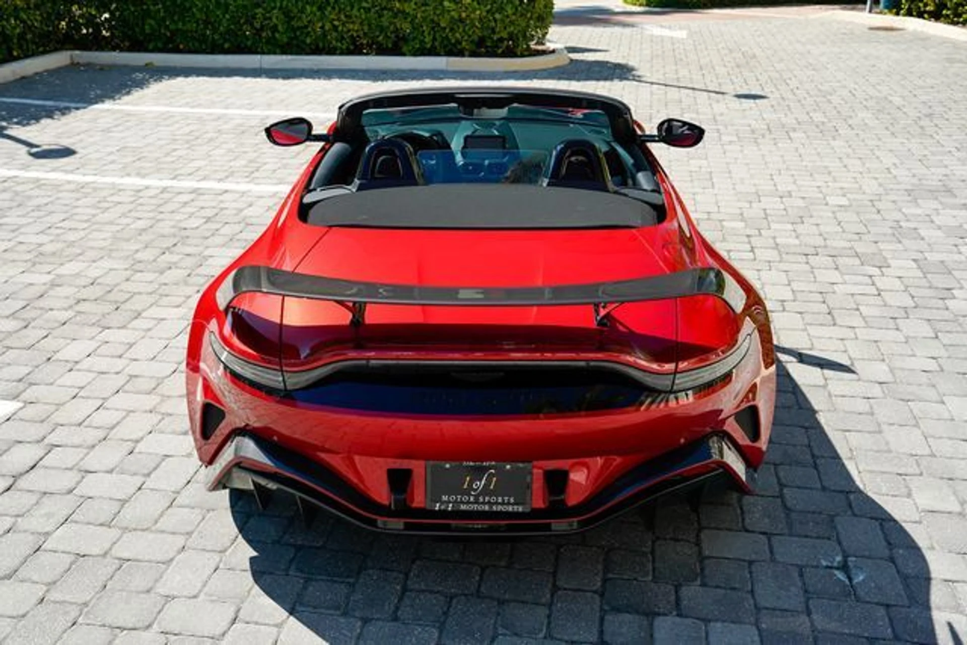 mph022_145931254_22988419_23_71f81700b5