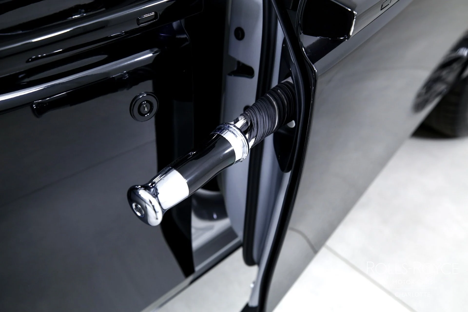 mph022_146013544_Used_2022_Rolls_Royce_Black_Badge_Ghost_1713469373_92d260e791