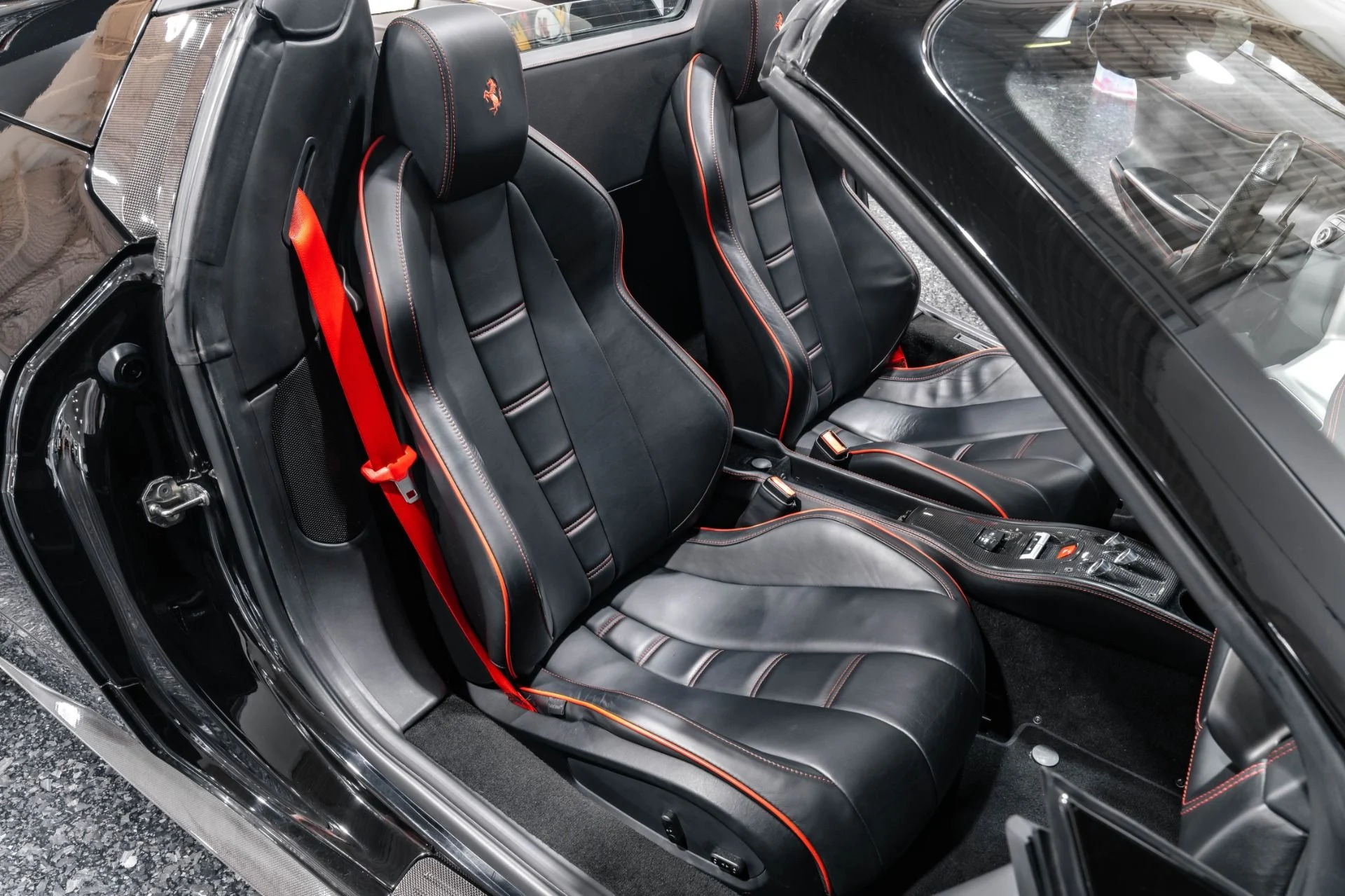 mph022_1467999039_Used_2013_Ferrari_458_Spider_FULL_Carbon_Exterior_Trim_HRE_Forged_Wheels_Novitec_Suspension_1767652553_1525bbbaa4