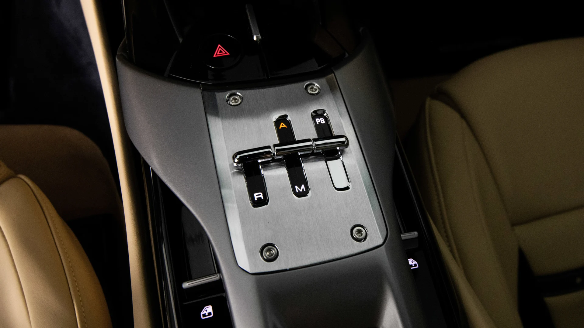 mph022_147228367_04ceba52d80e488f9aeaaee7a91cf042_09300a6903